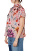 J. CREW, Talla M