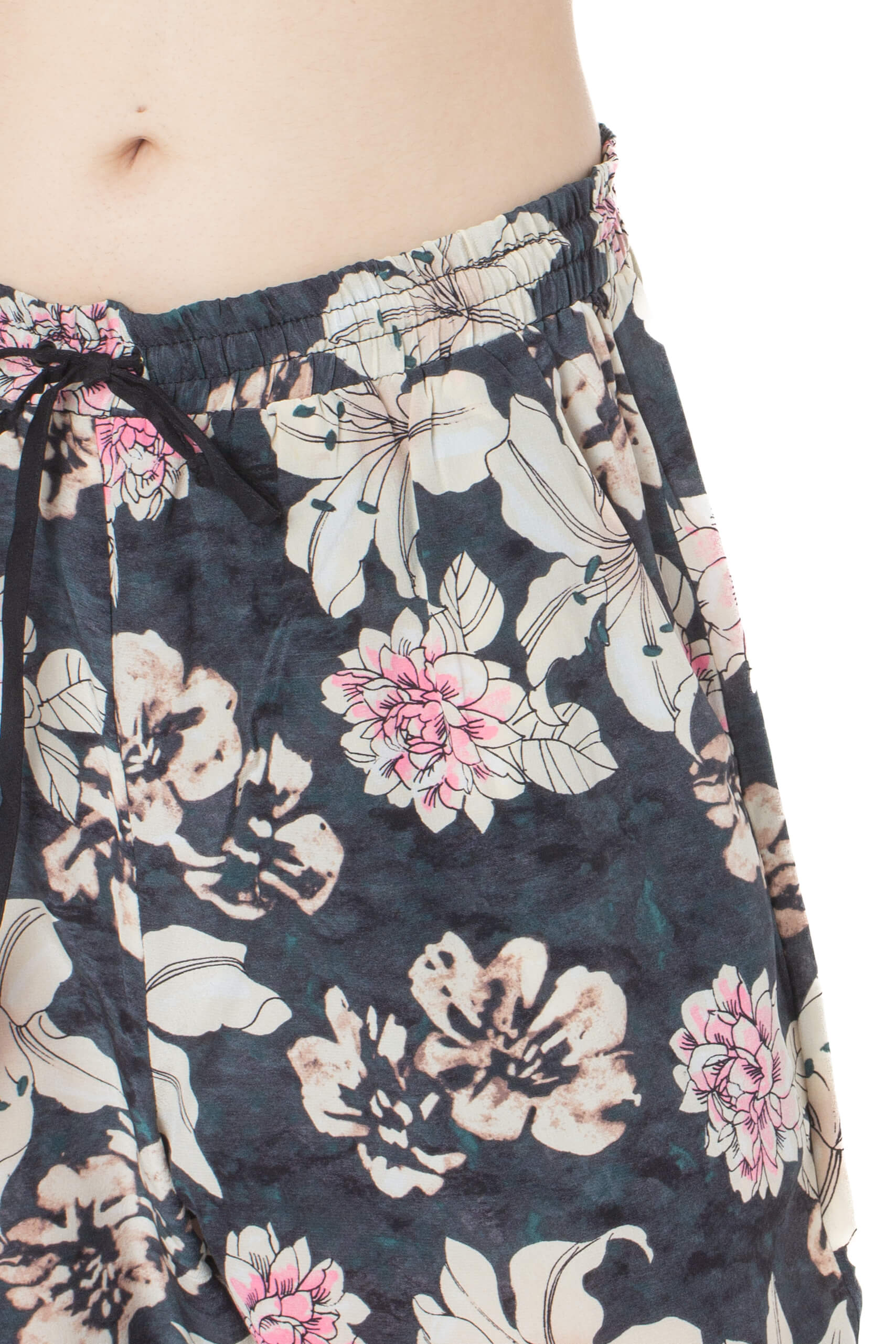 Elizabeth and James, Talla XS