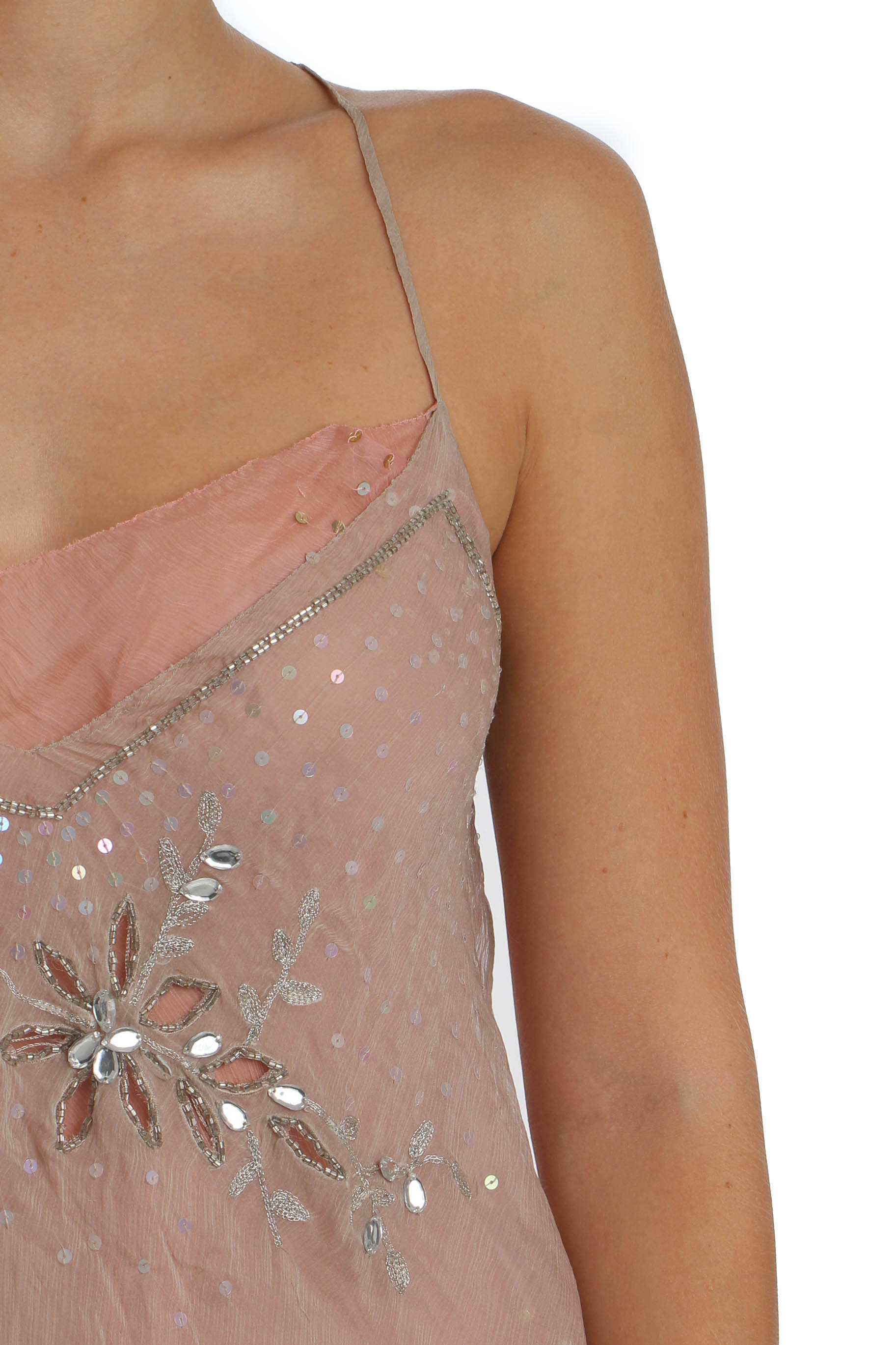 Robert Rodriguez, Talla M