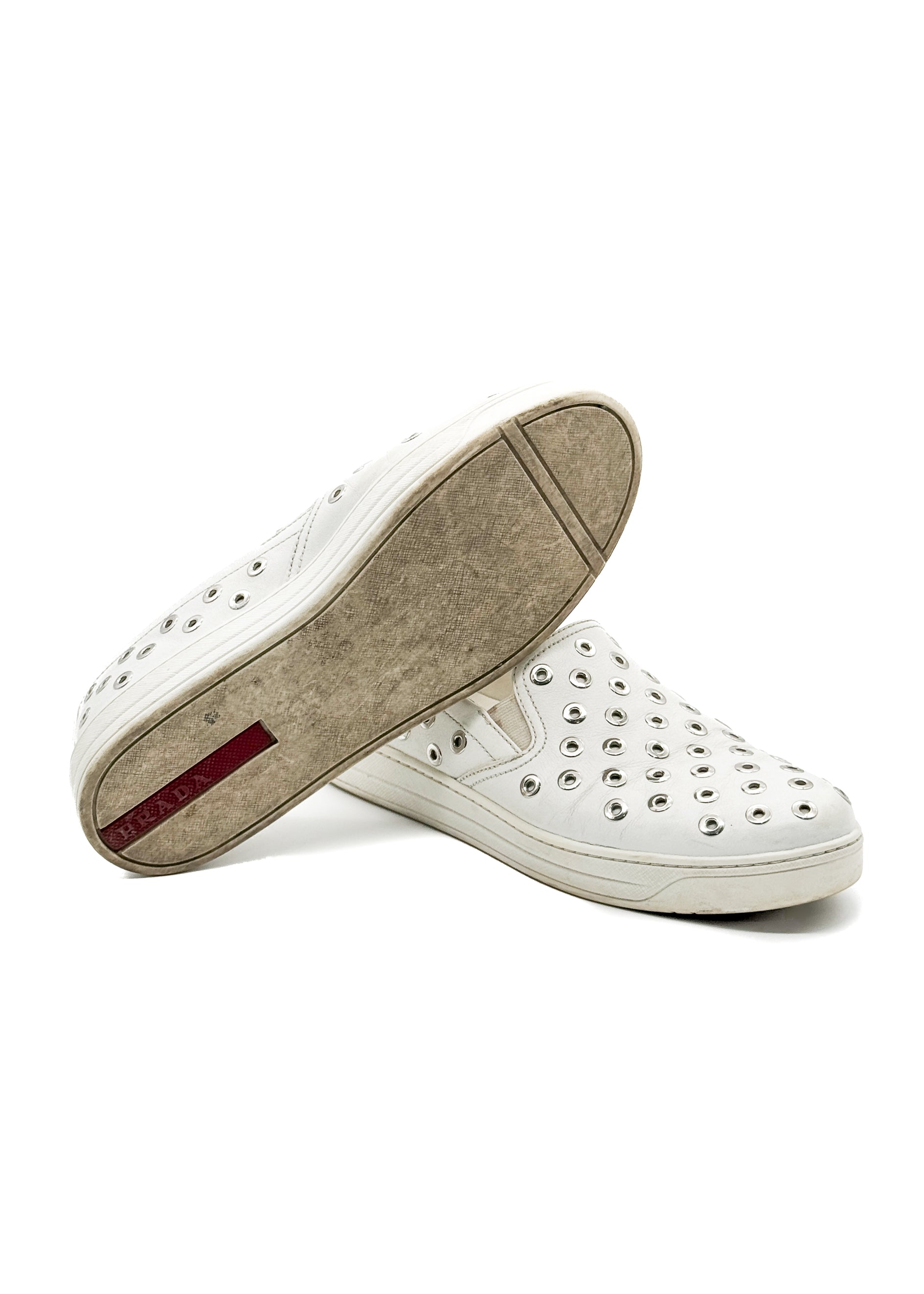Prada, 7 USA