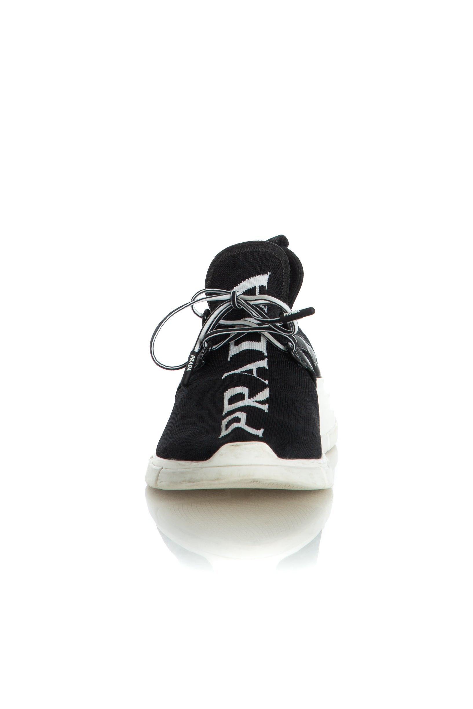 Prada, 9.5 USA