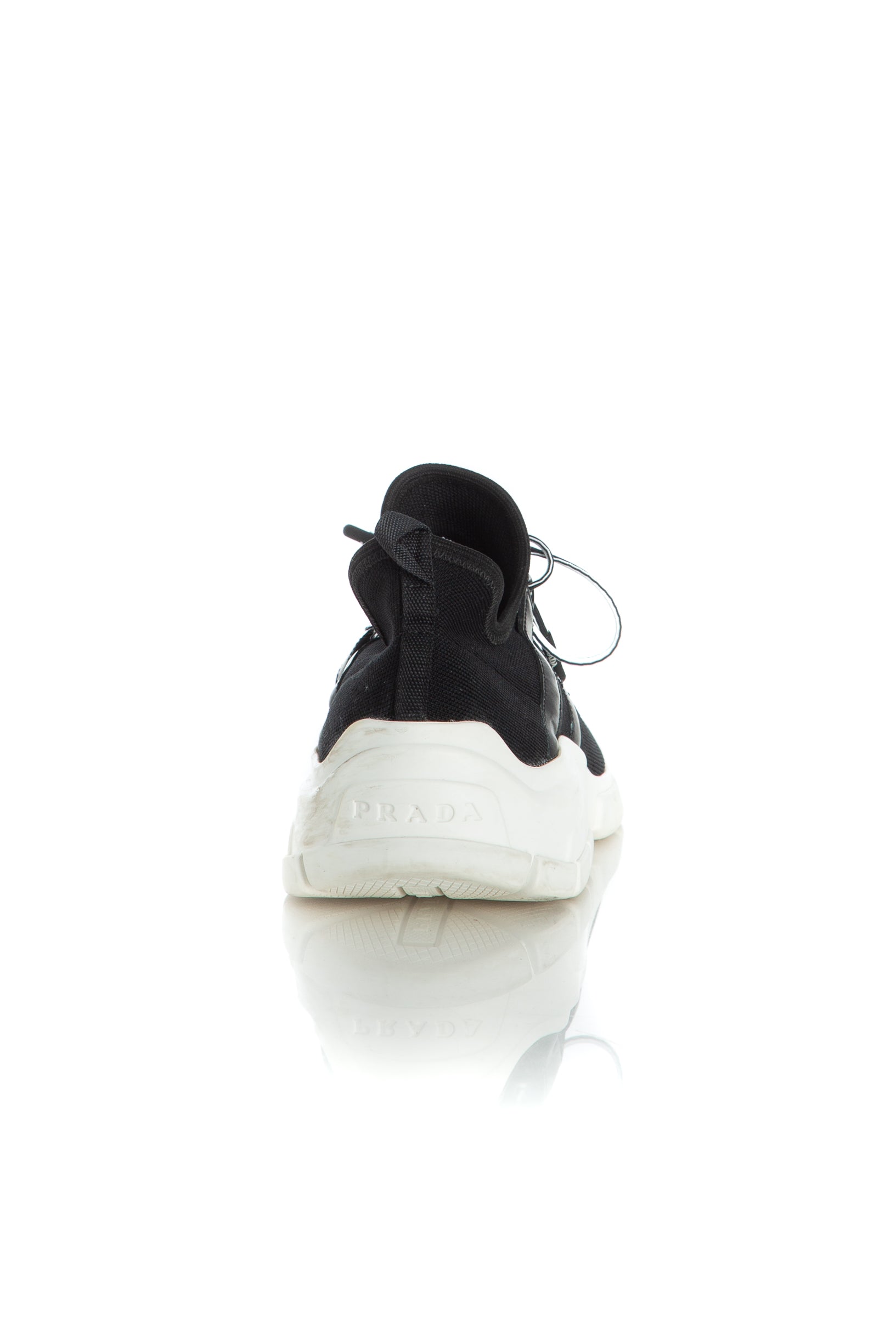 Prada, 9.5 USA
