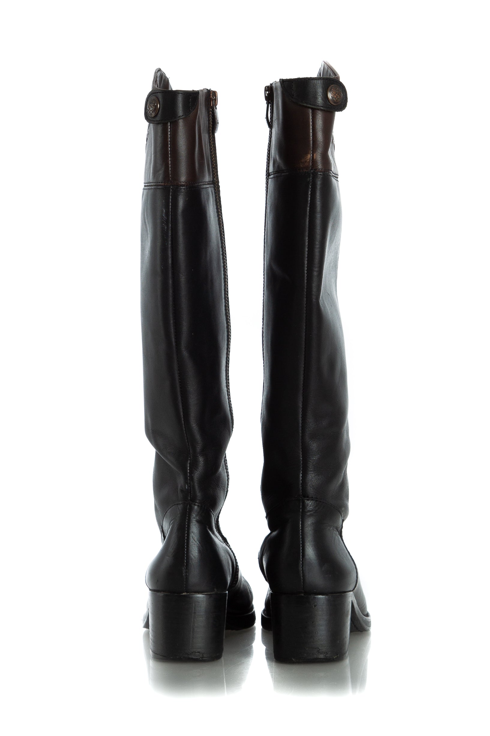 Vince Camuto, 7 USA