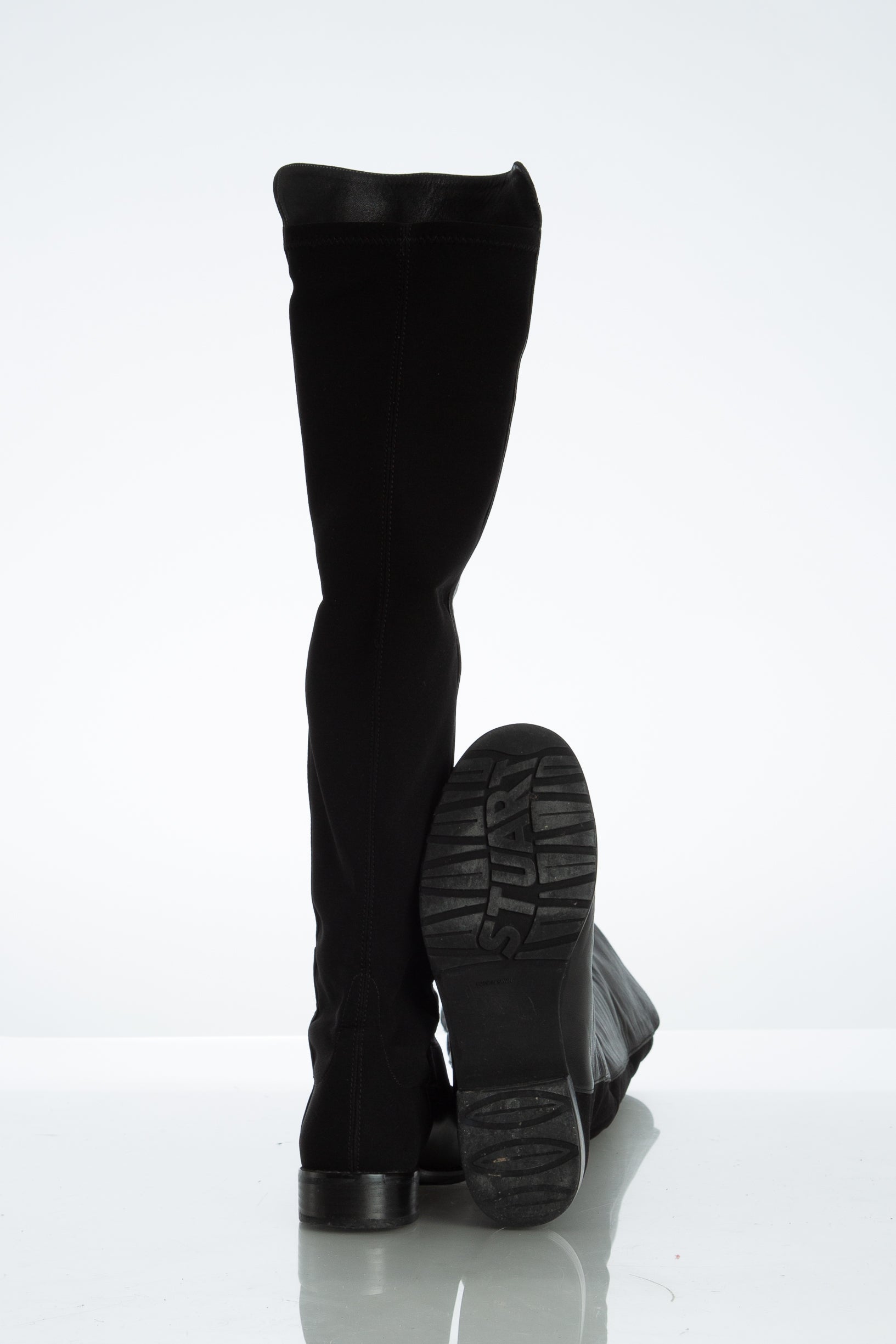 Stuart Weitzman, Talla 5
