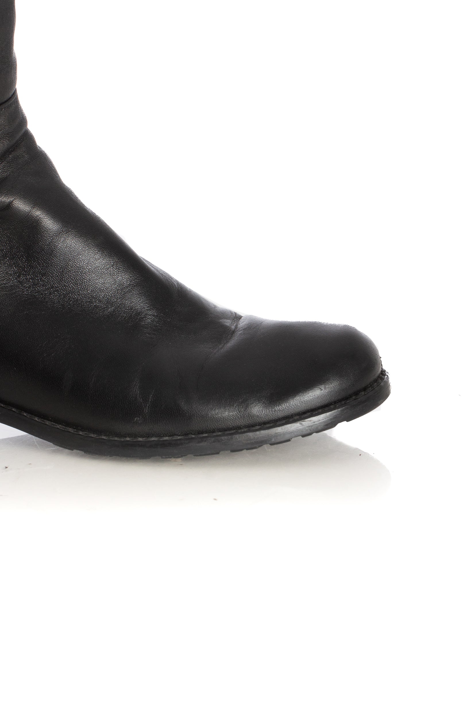 Stuart Weitzman, Talla 5