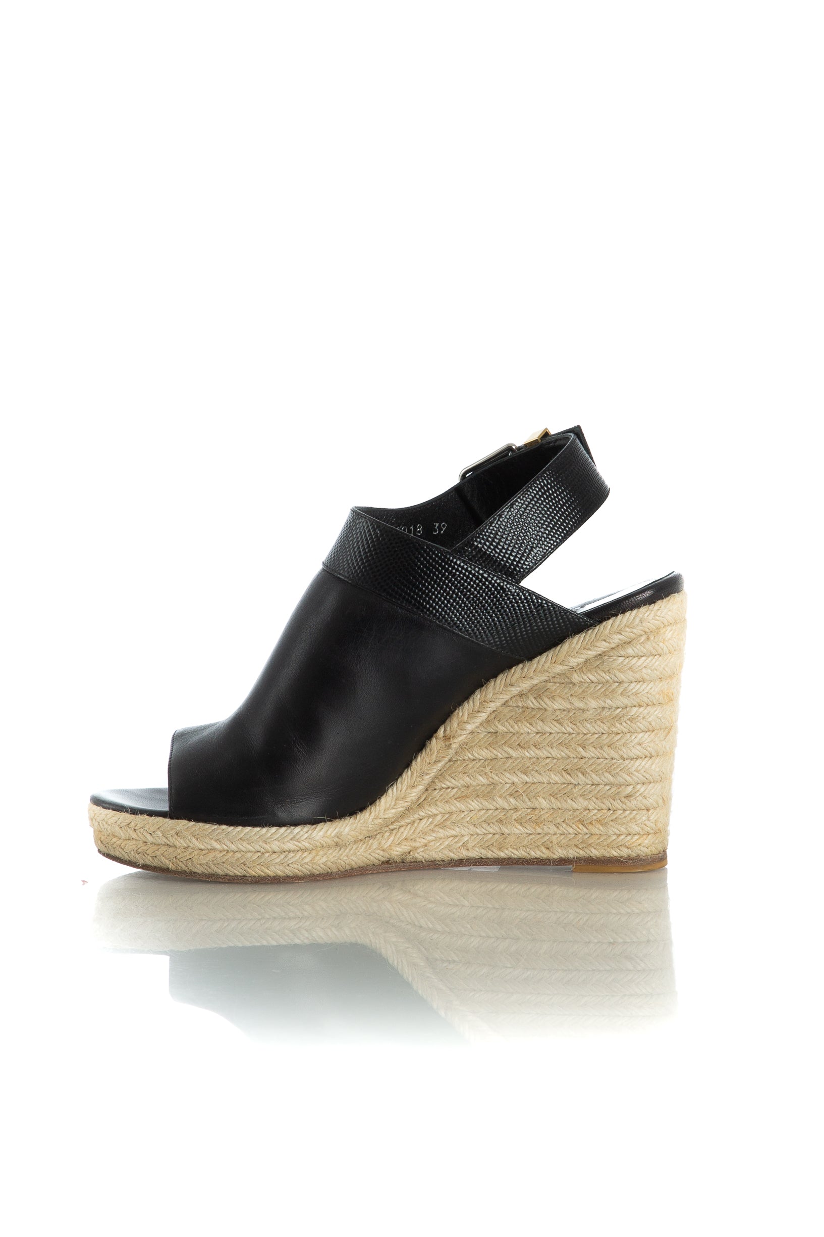 Balenciaga, Talla 9