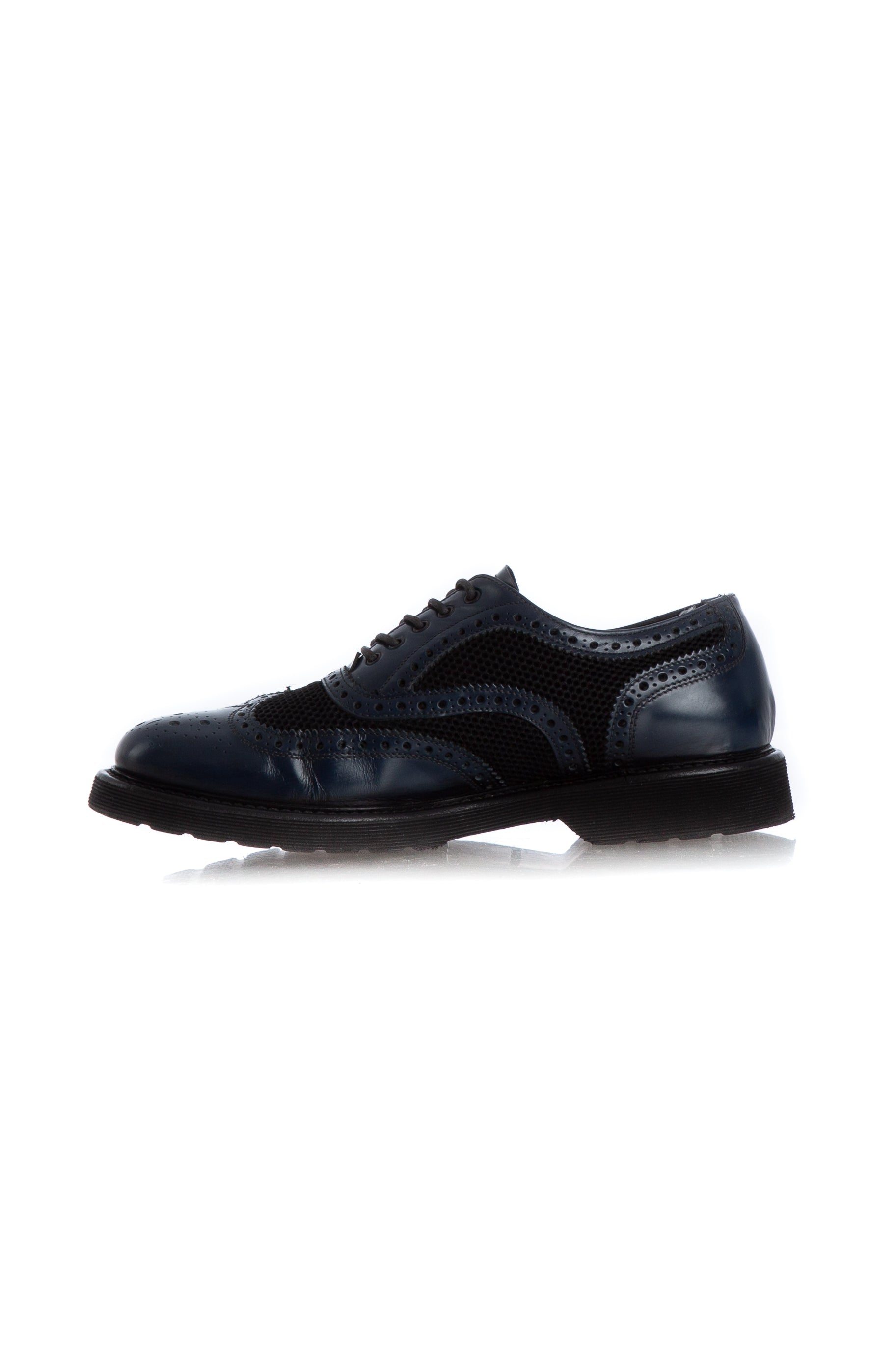 Emporio Armani, 8 USA