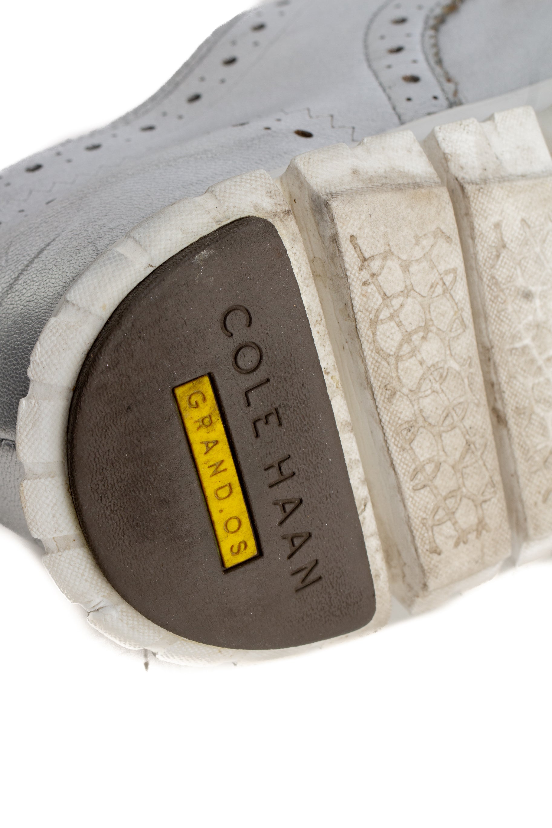 Cole Haan, 8 USA