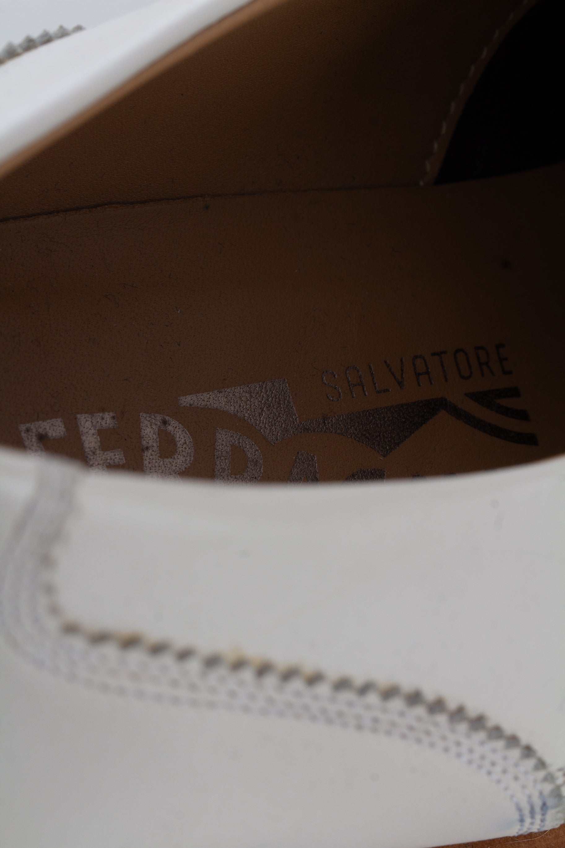 Salvatore Ferragamo, 9.5 USA