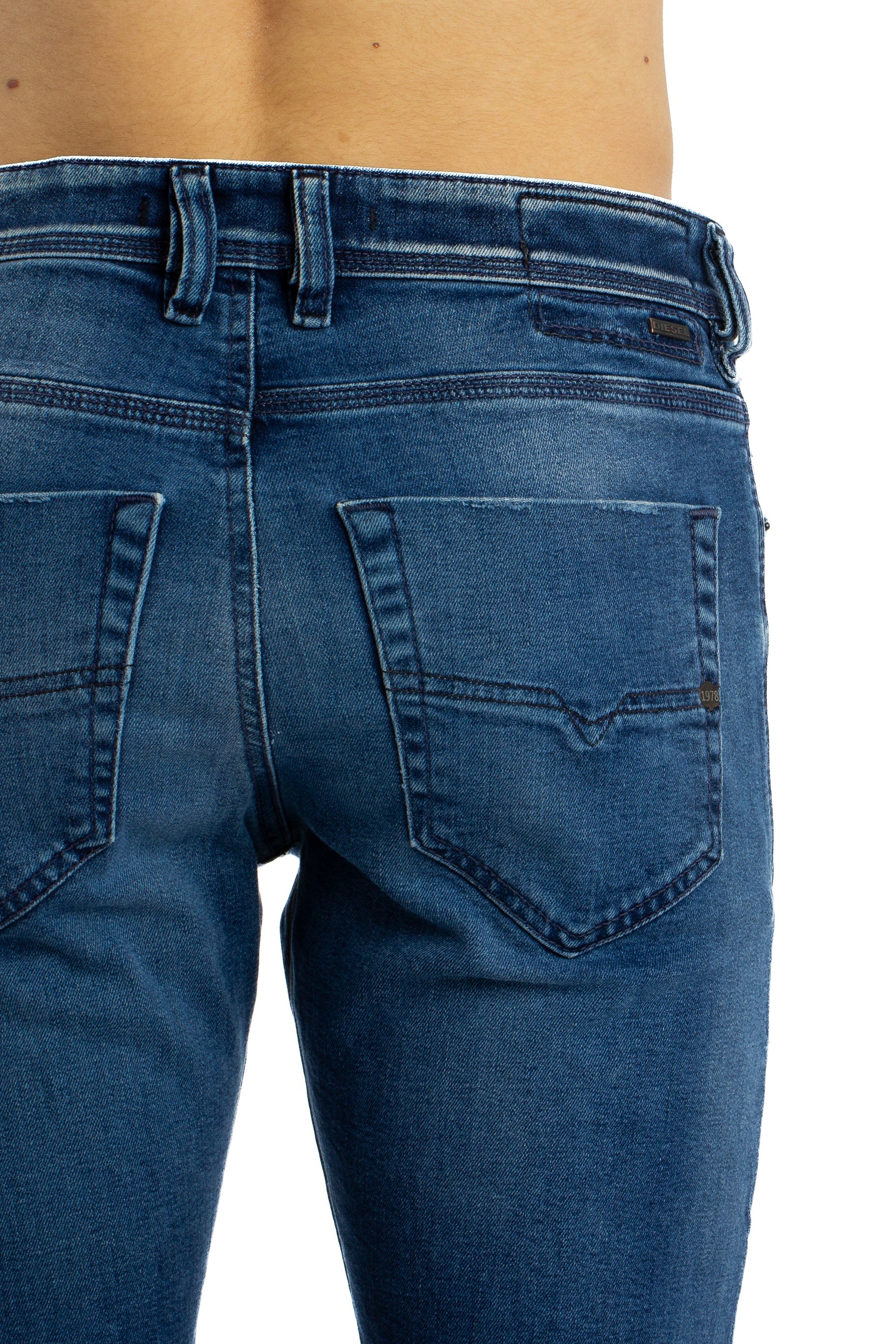 Diesel, Talla 30