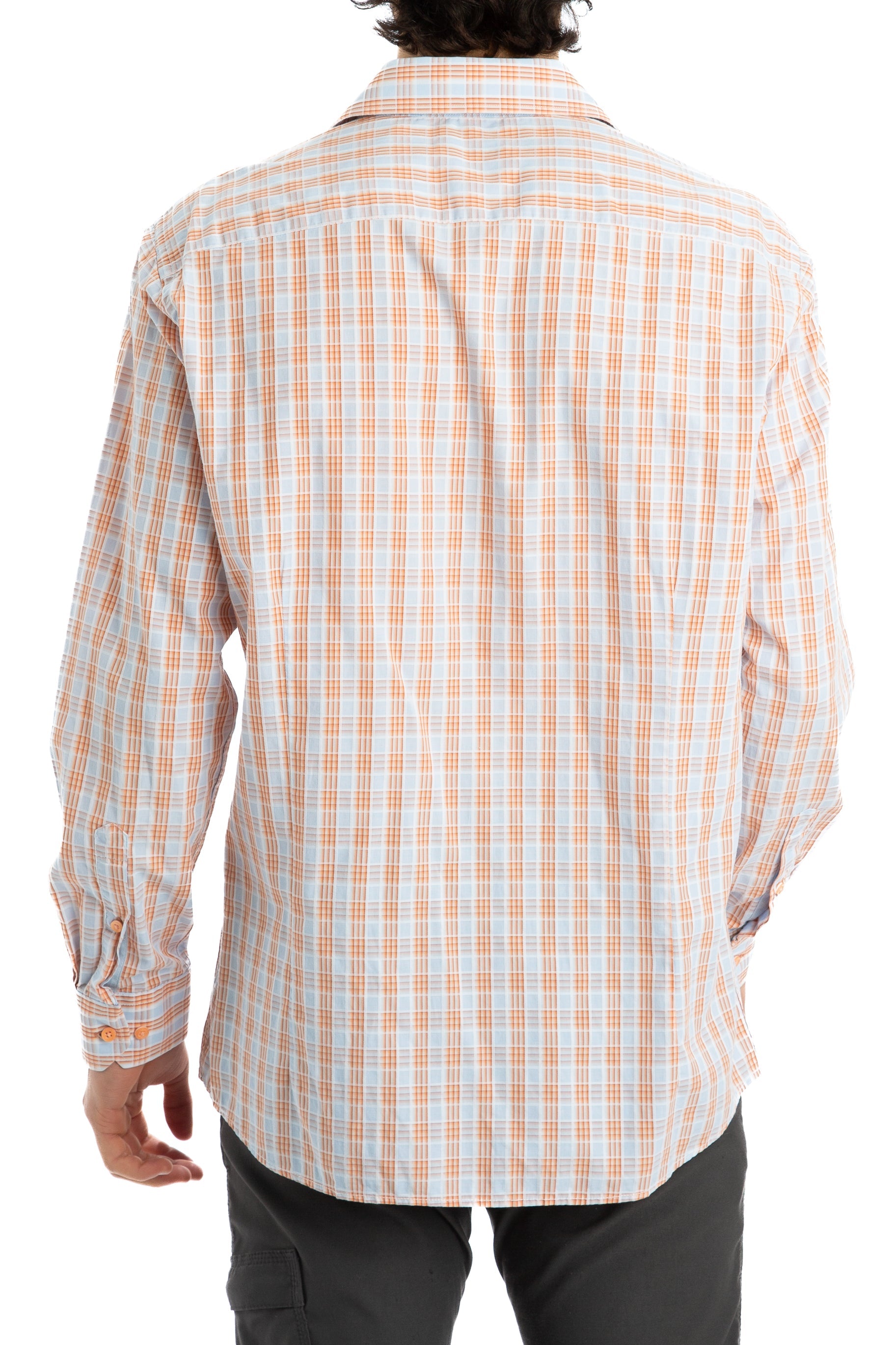 RED Saks Fifht Avenue, Talla 16.5