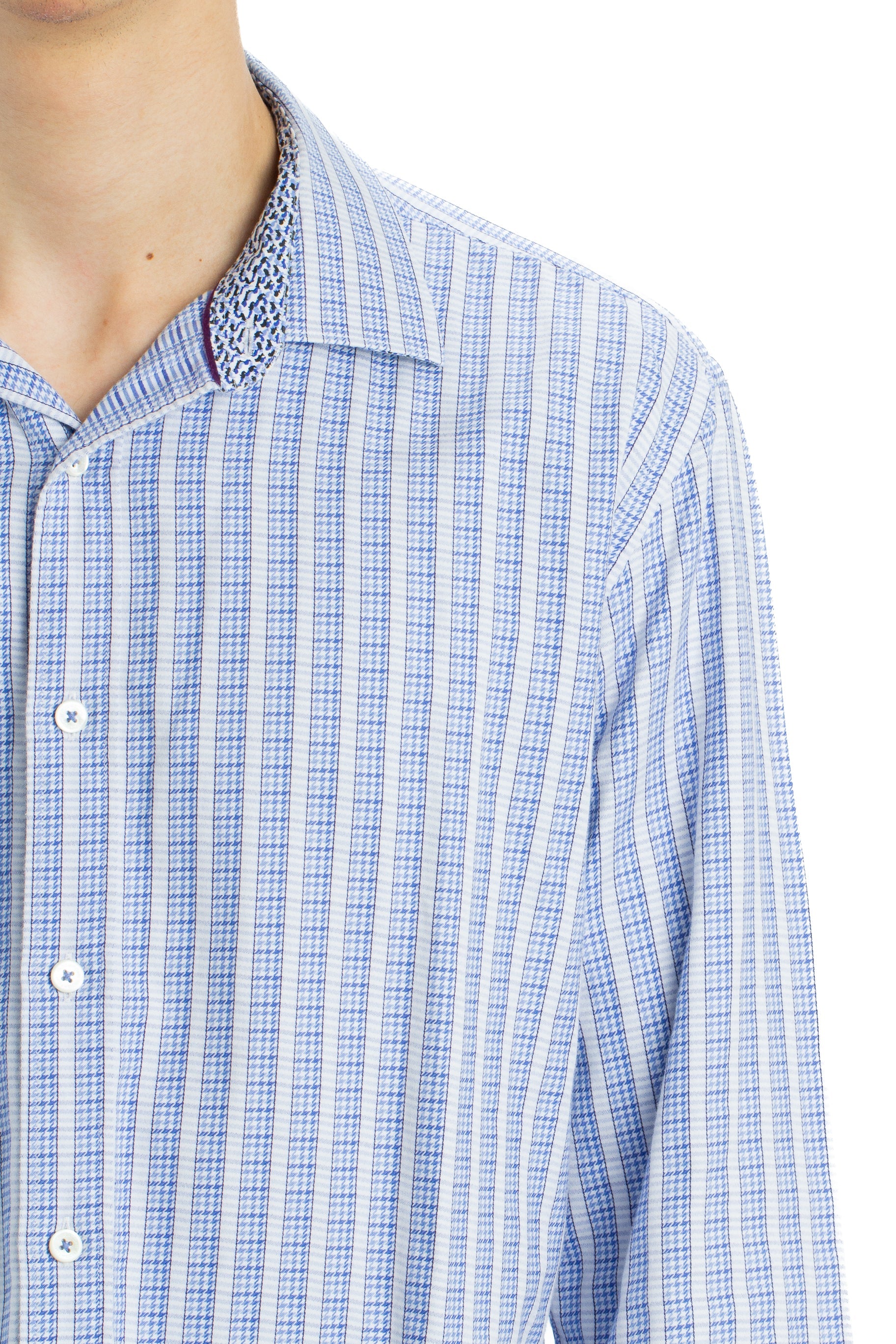 Bugatchi, Talla L
