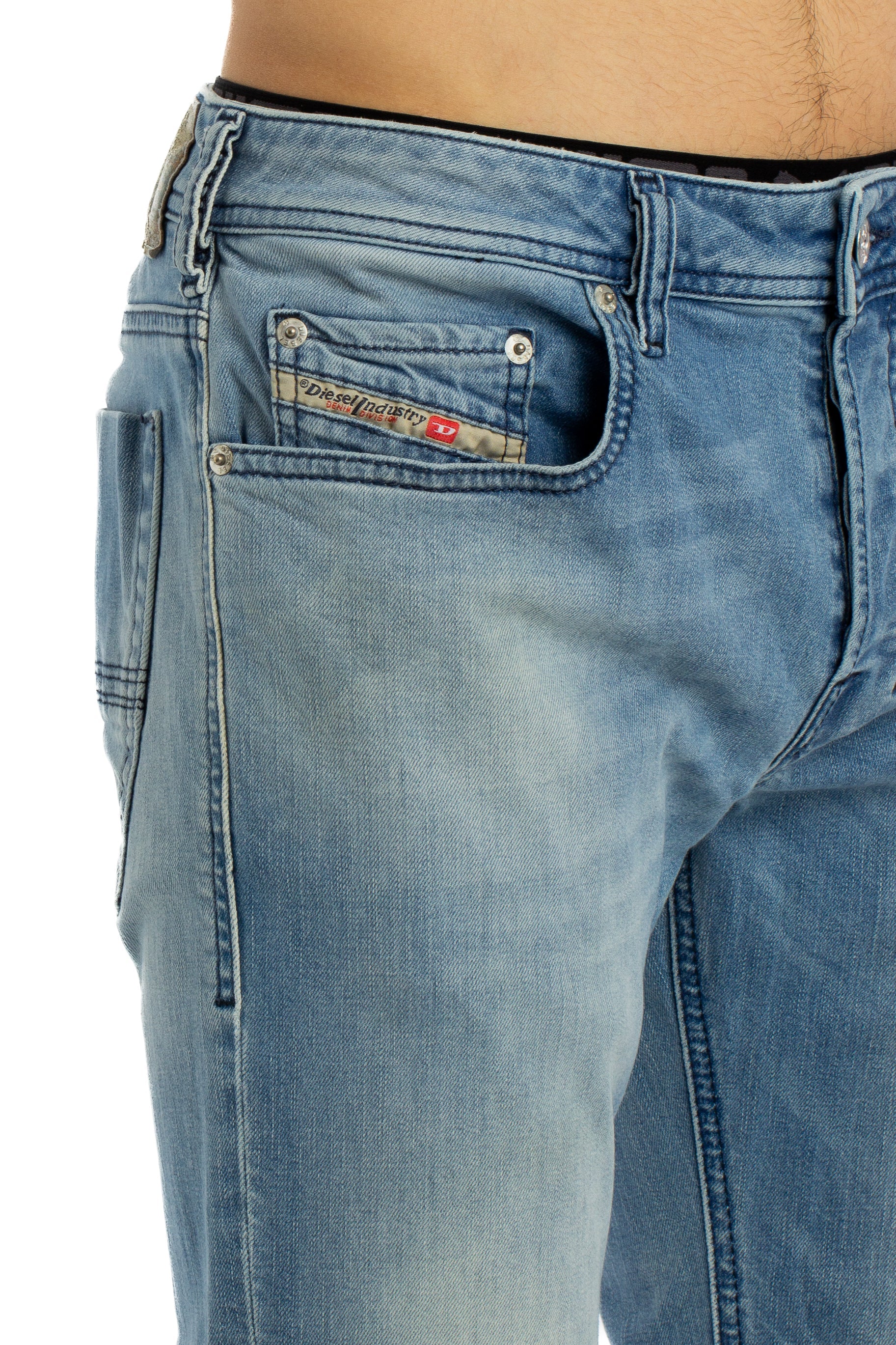 Diesel, Talla 32