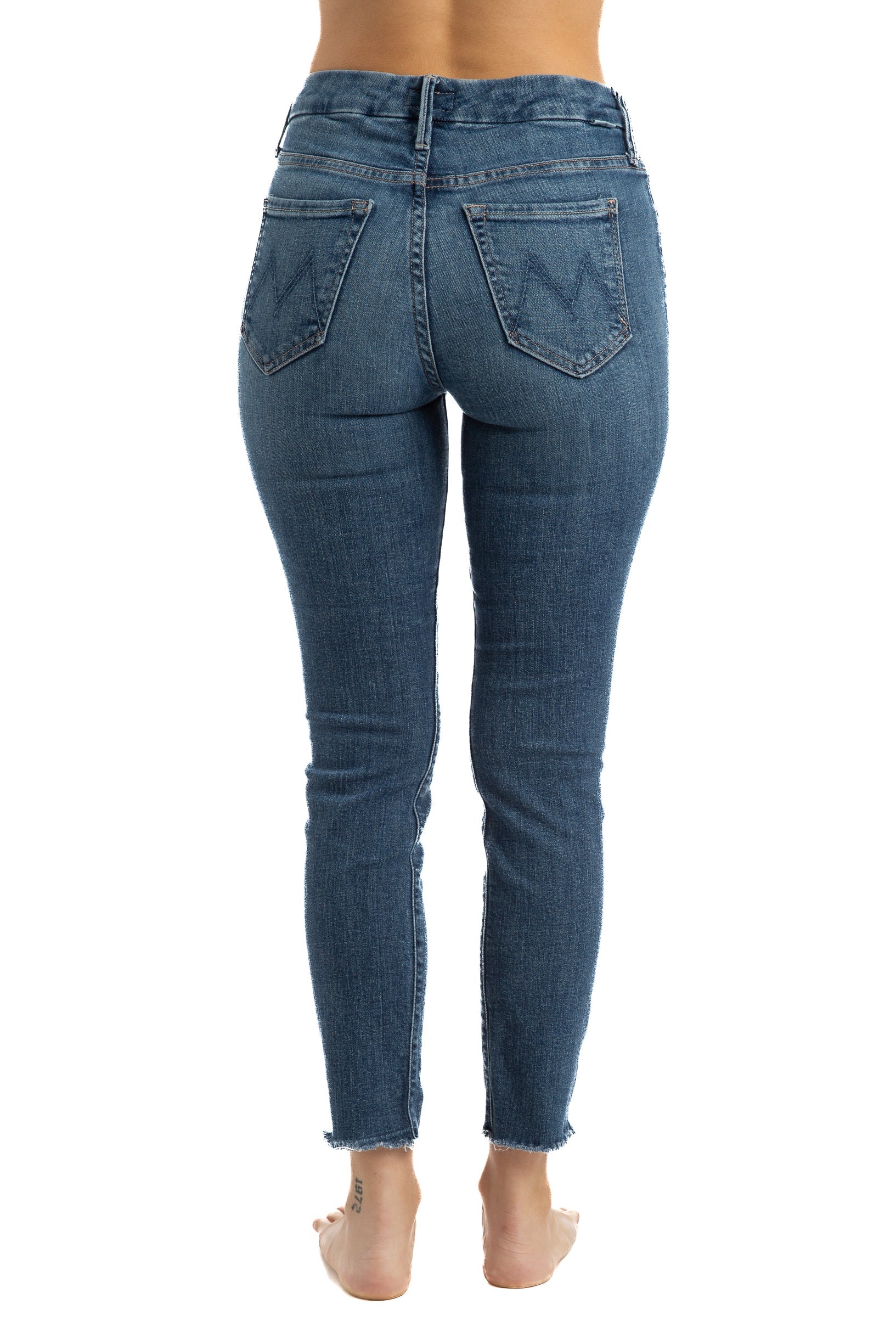 Mother, Talla 24