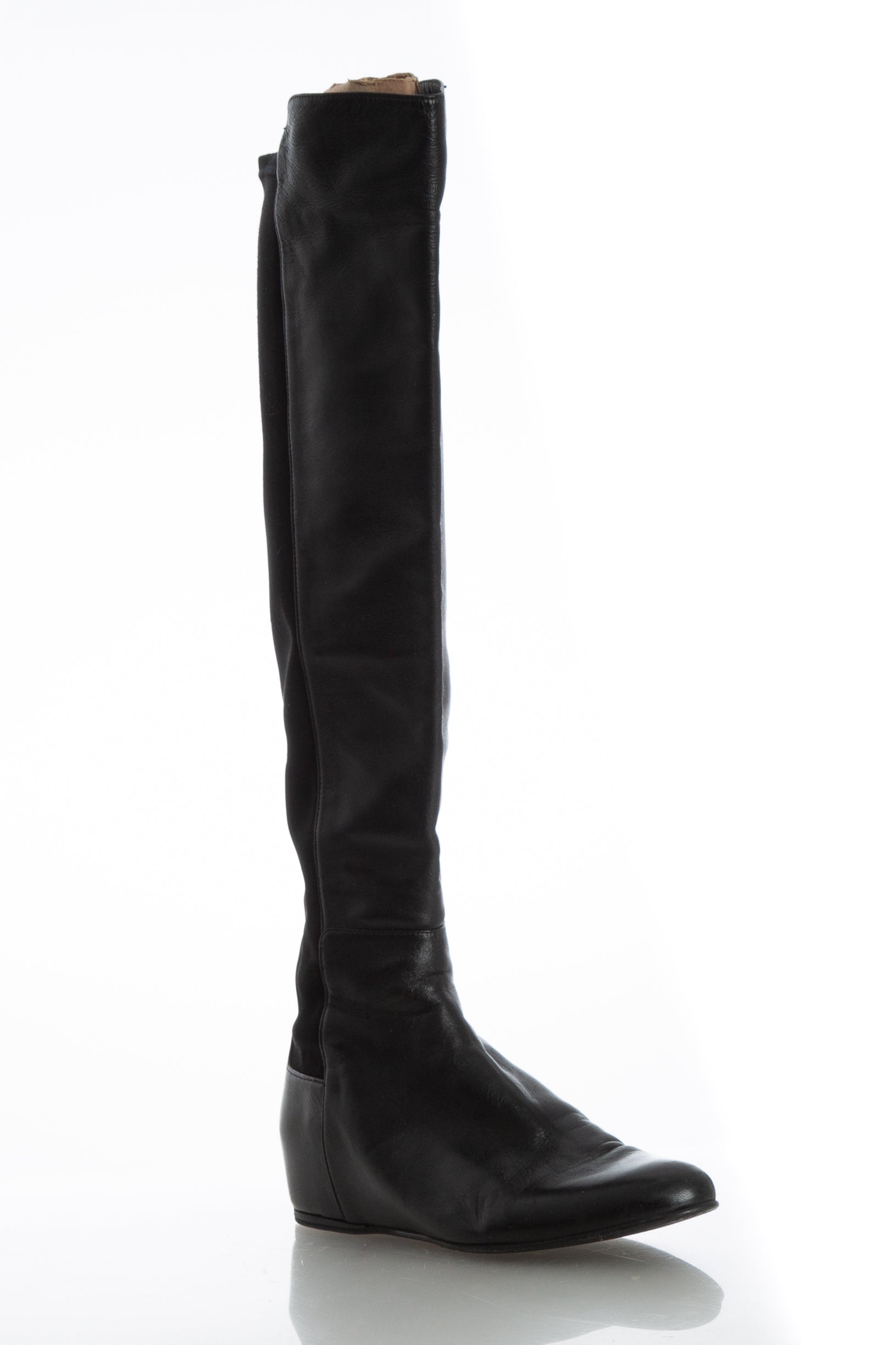 Stuart Weitzman, Talla 6