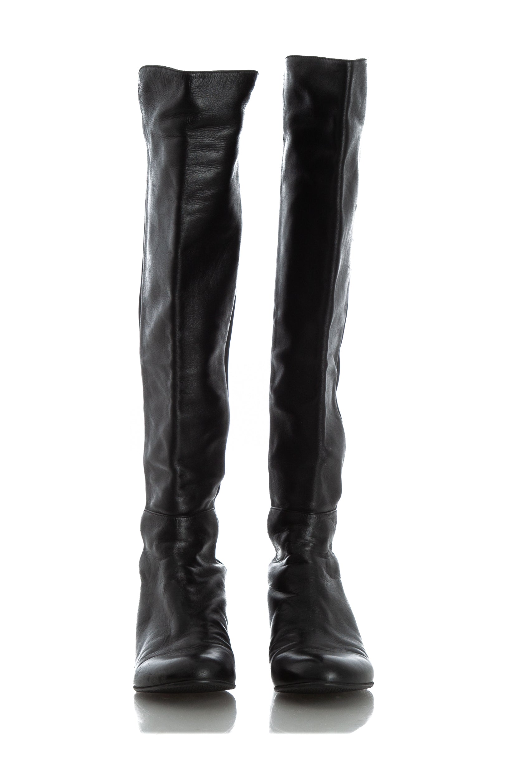 Stuart Weitzman, Talla 6