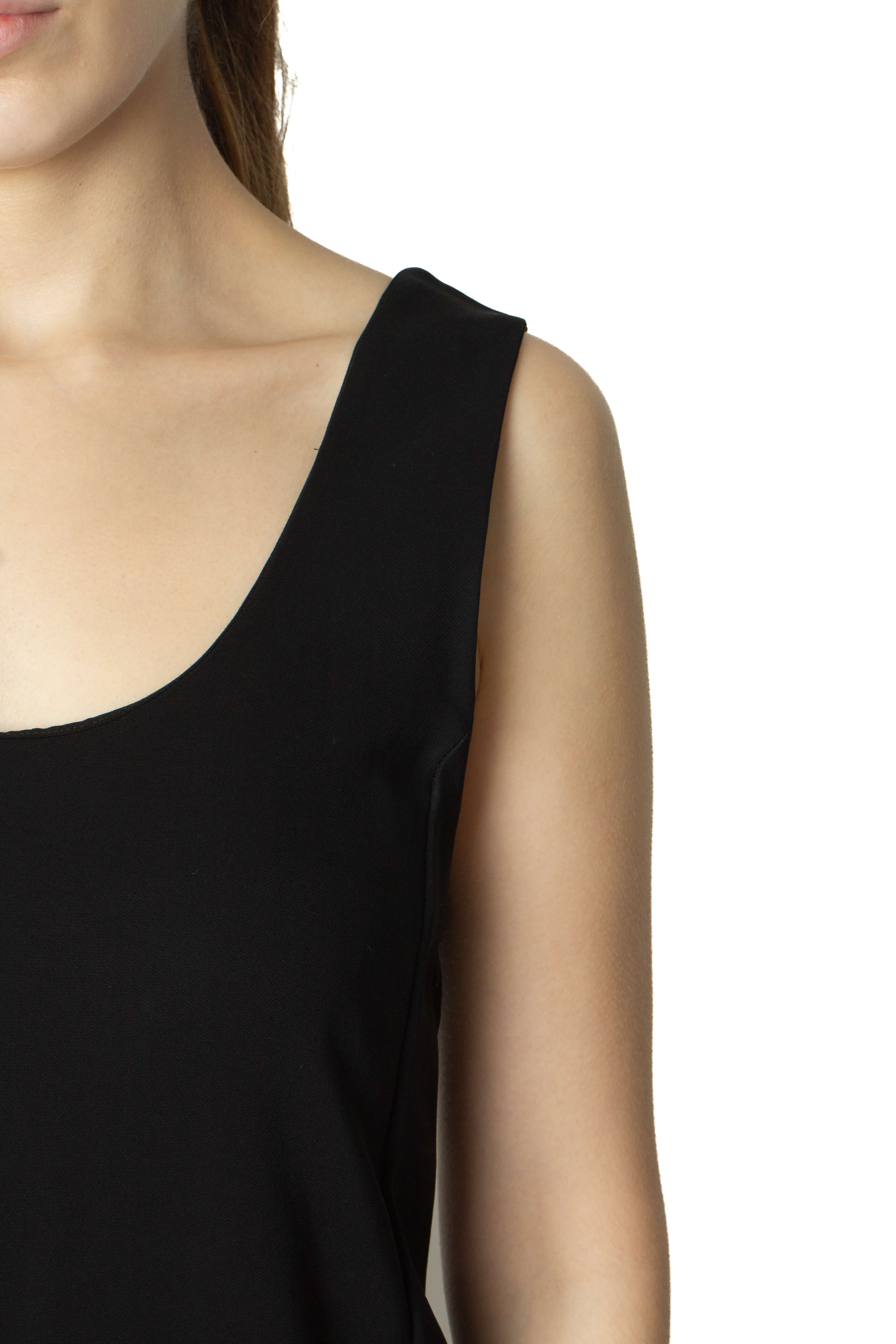 Massimo Dutti, Talla 4