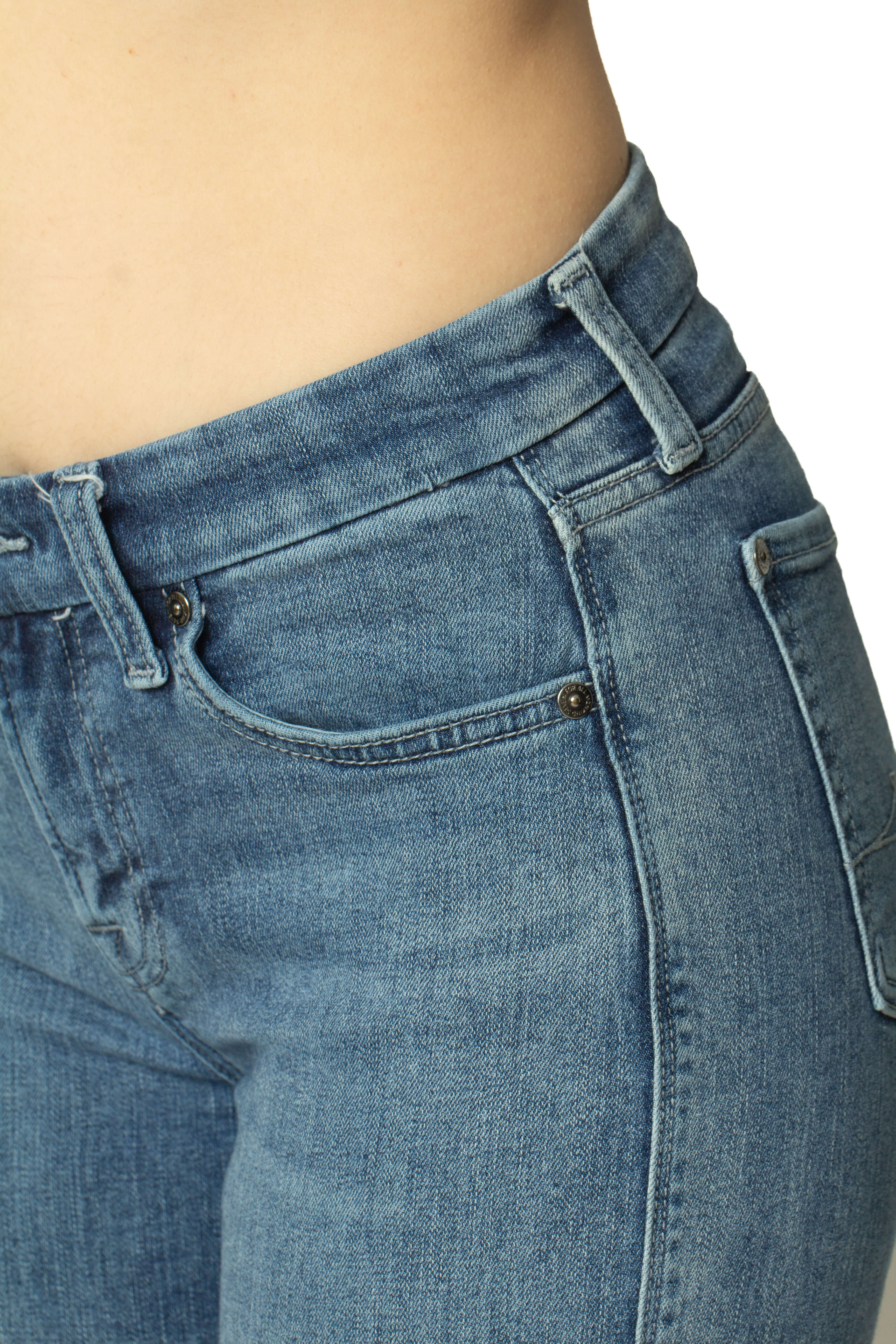 7 for All Mankind, Talla 26