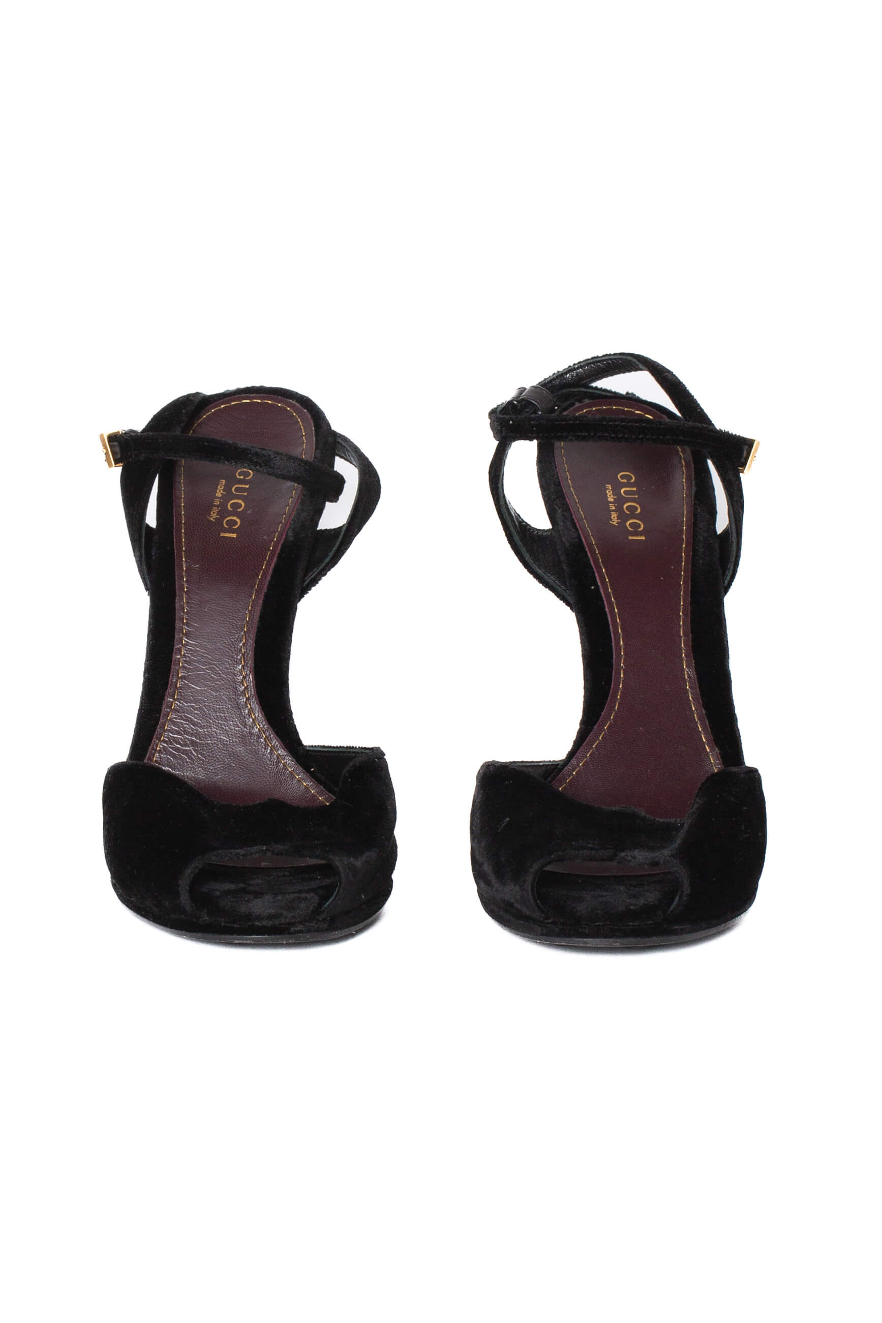Gucci, talla 8.5.
