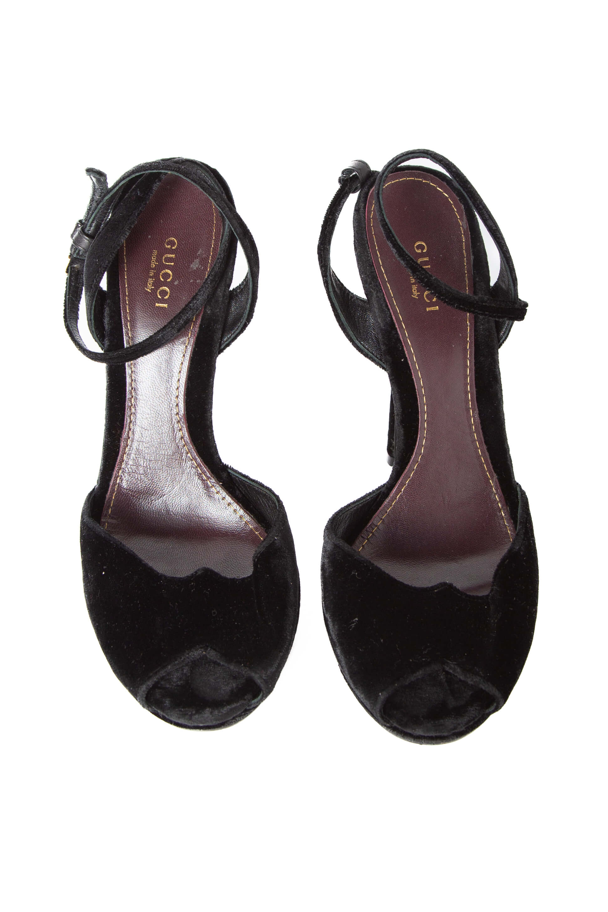 Gucci, talla 8.5.