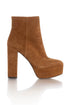 Vince Camuto, 7 USA