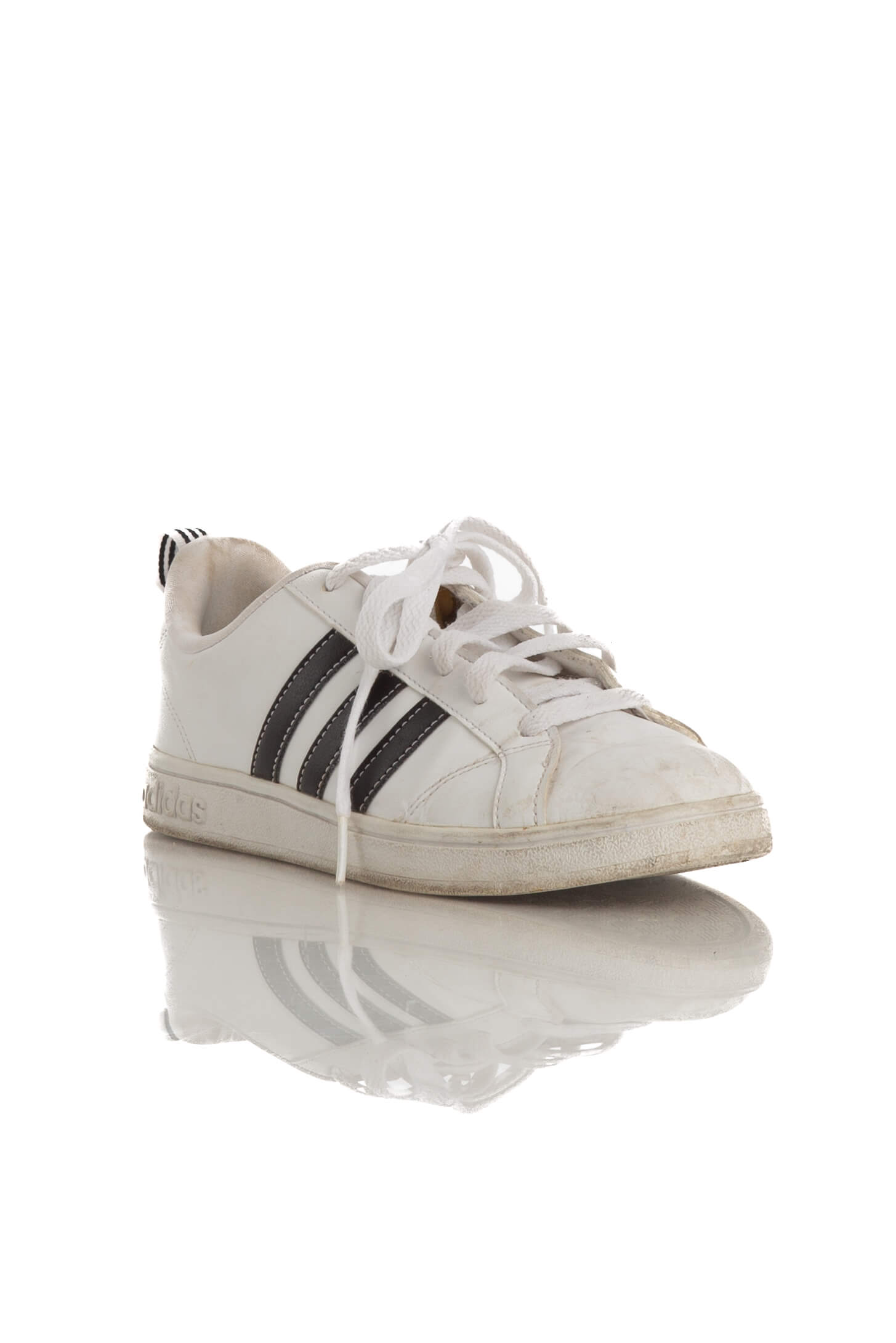 Adidas, 6 USA