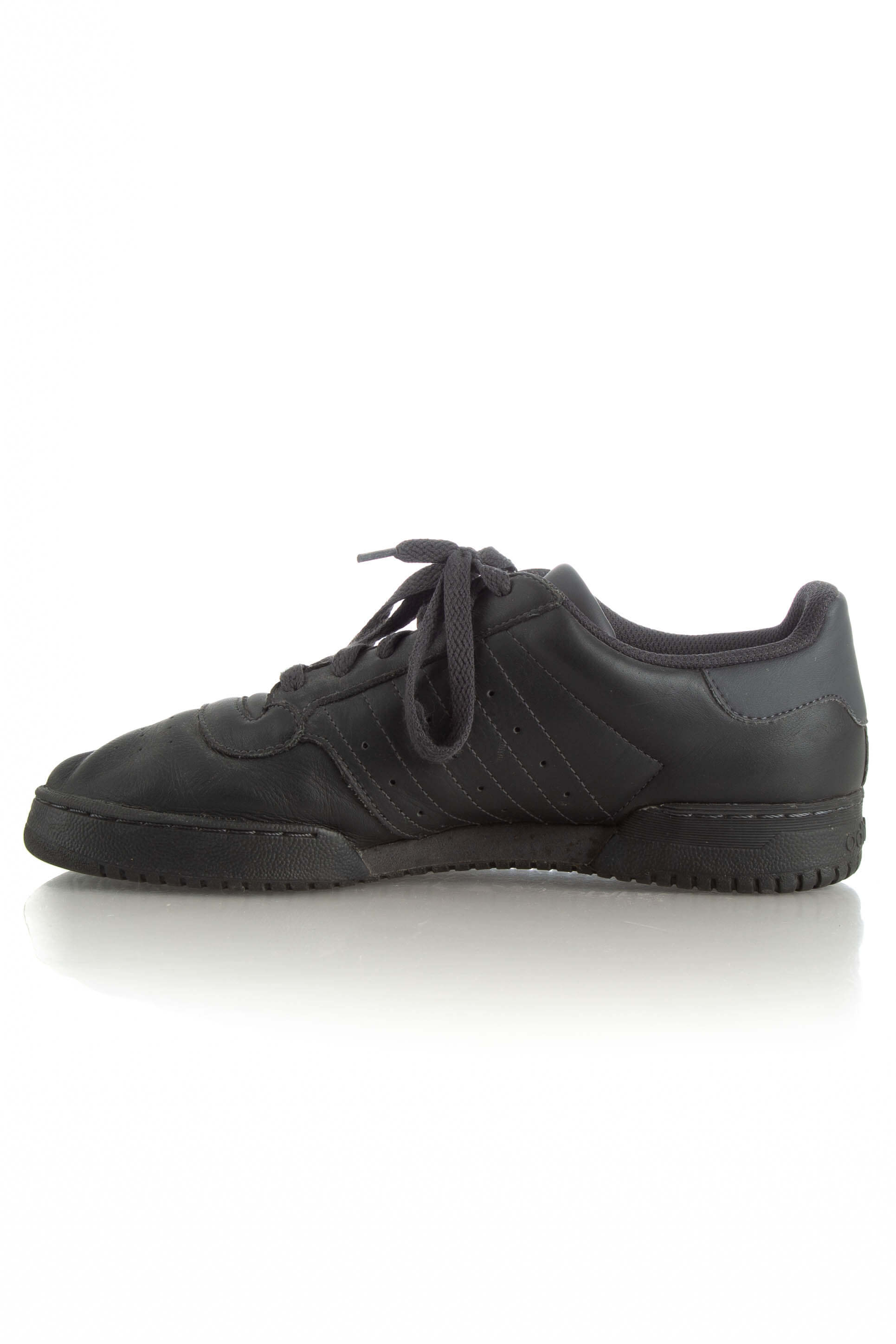 Adidas, 8.5 USA