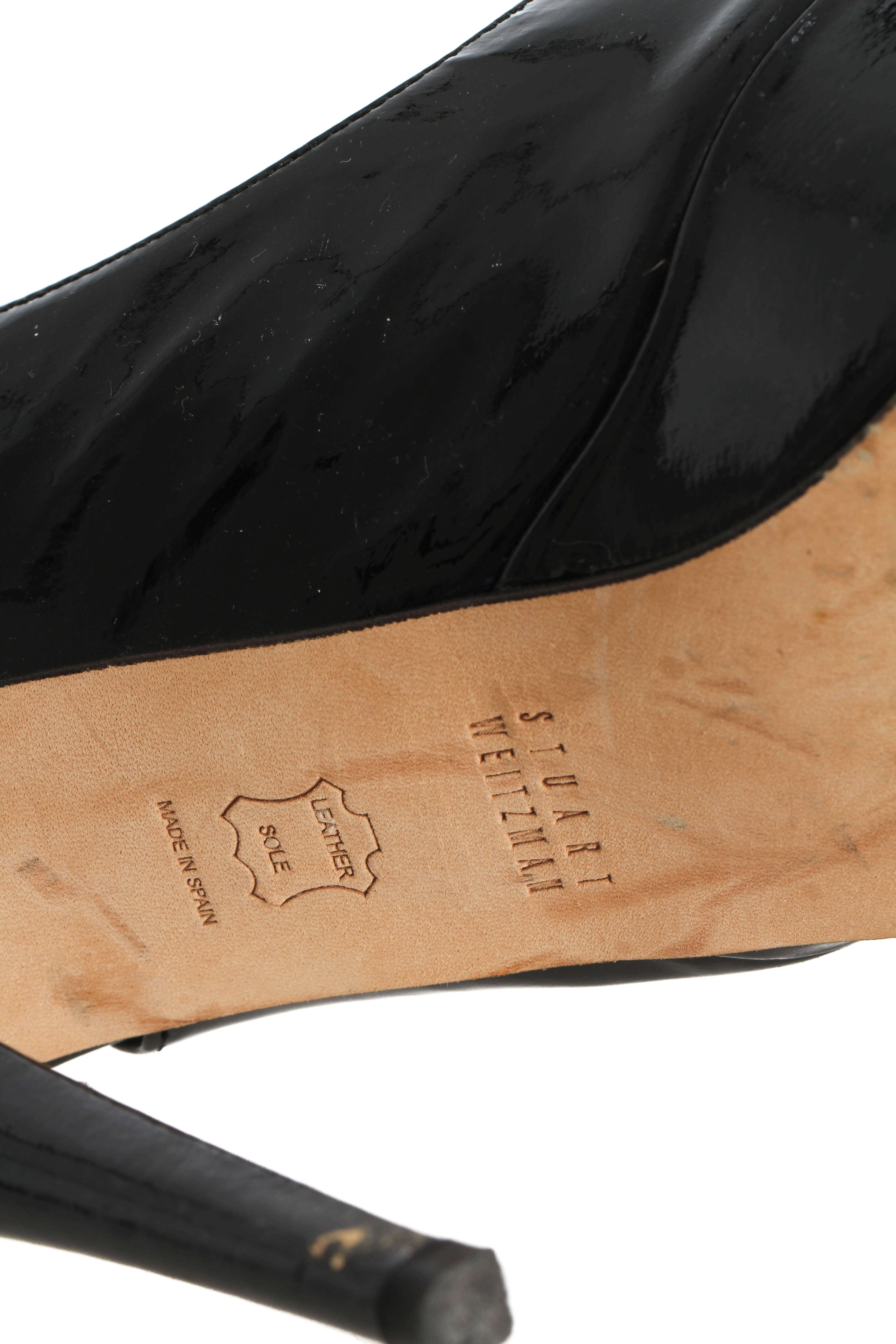 Stuart Weitzman, 9 USA