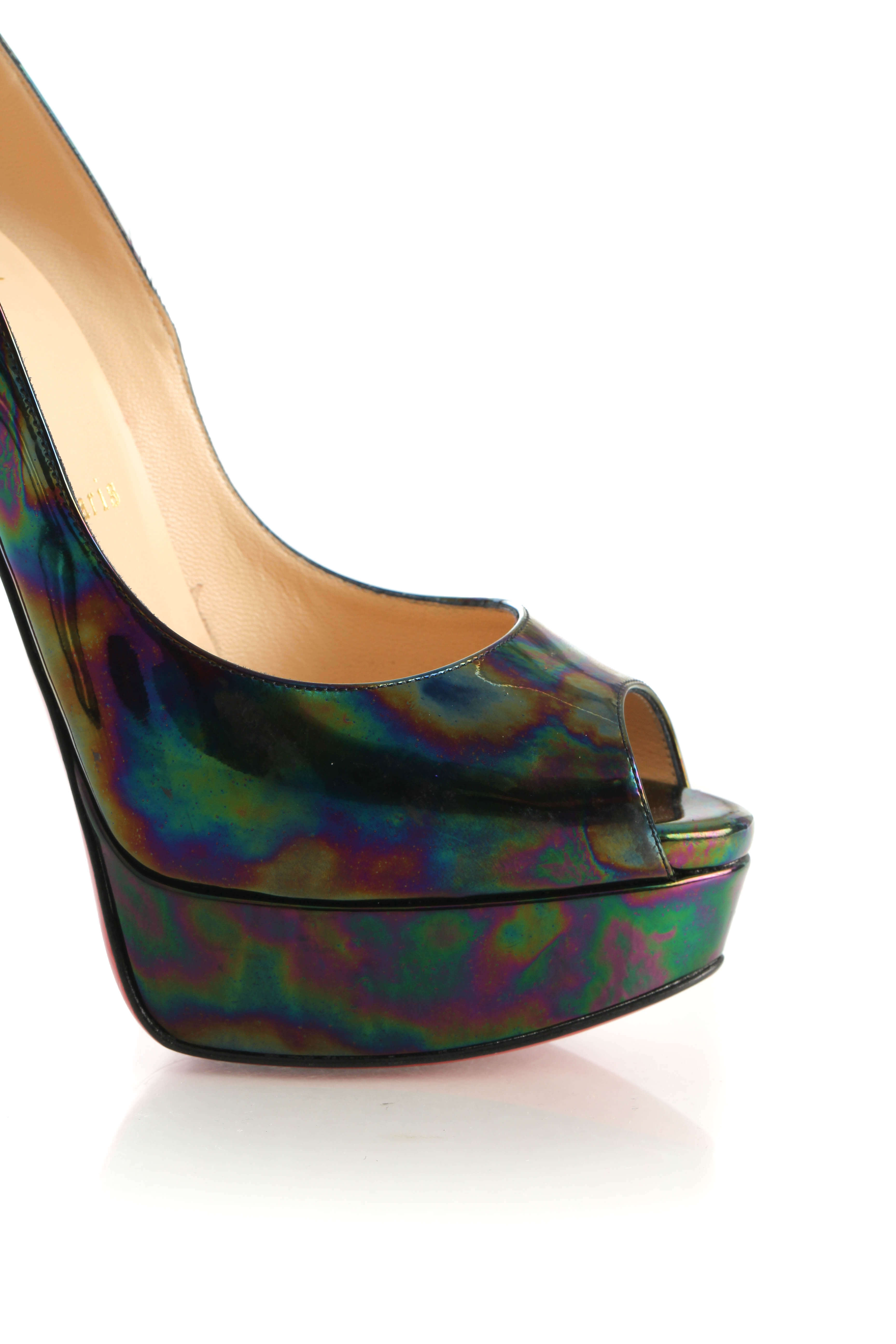 Christian Louboutin, 7 USA
