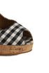 Stuart Weitzman, 7 USA