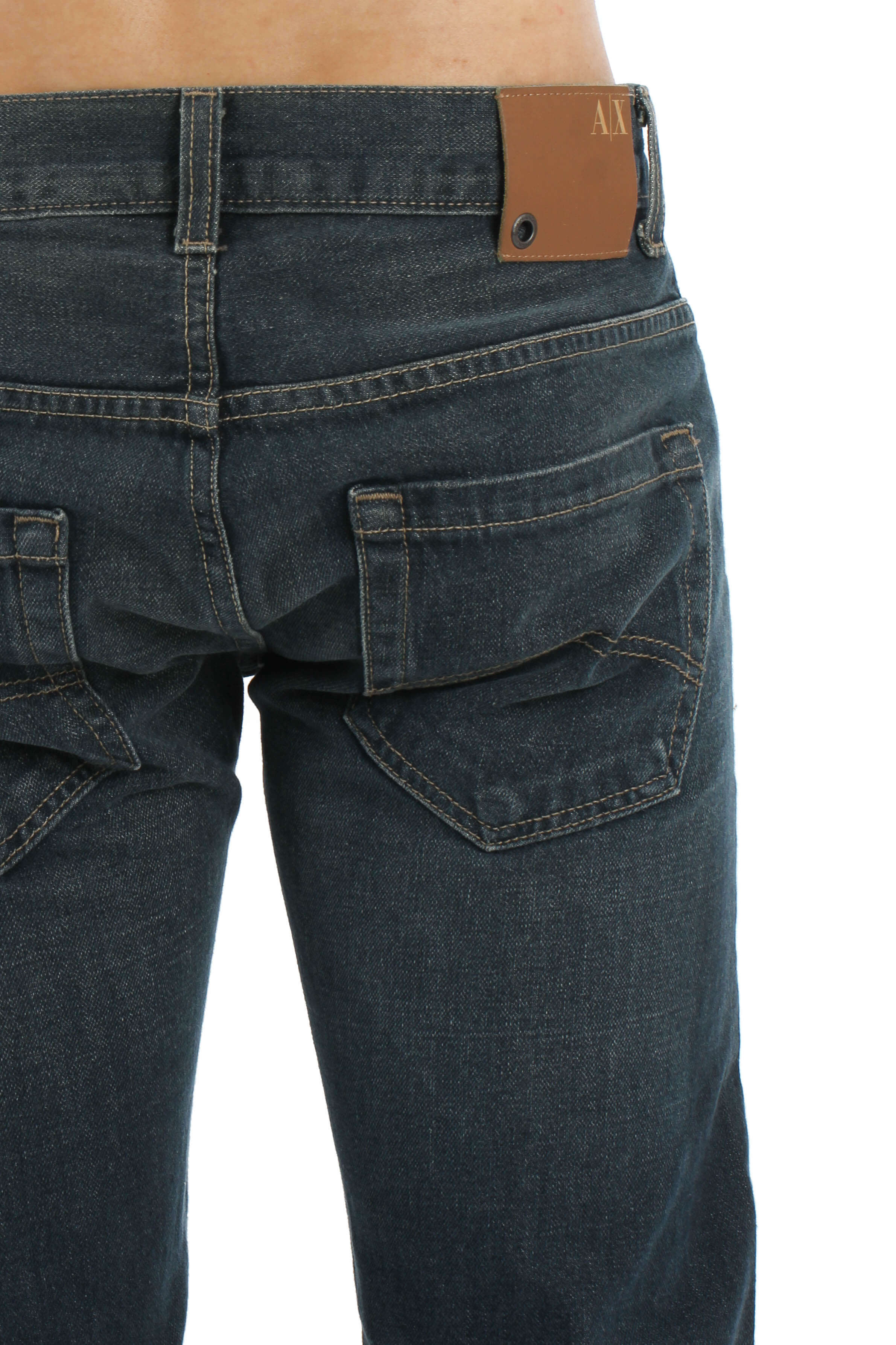Armani Exchange, Talla 29