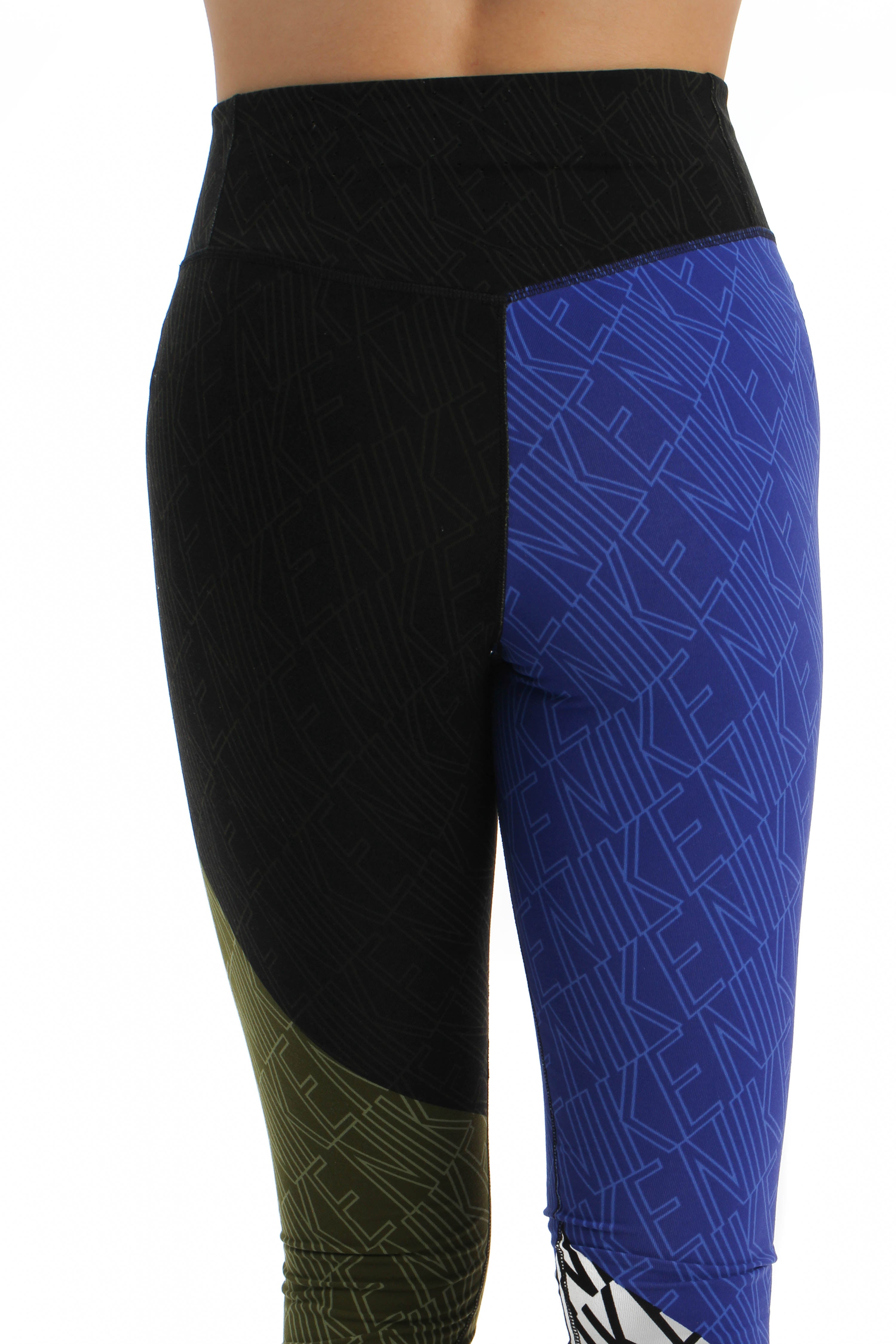 Nike, Talla S