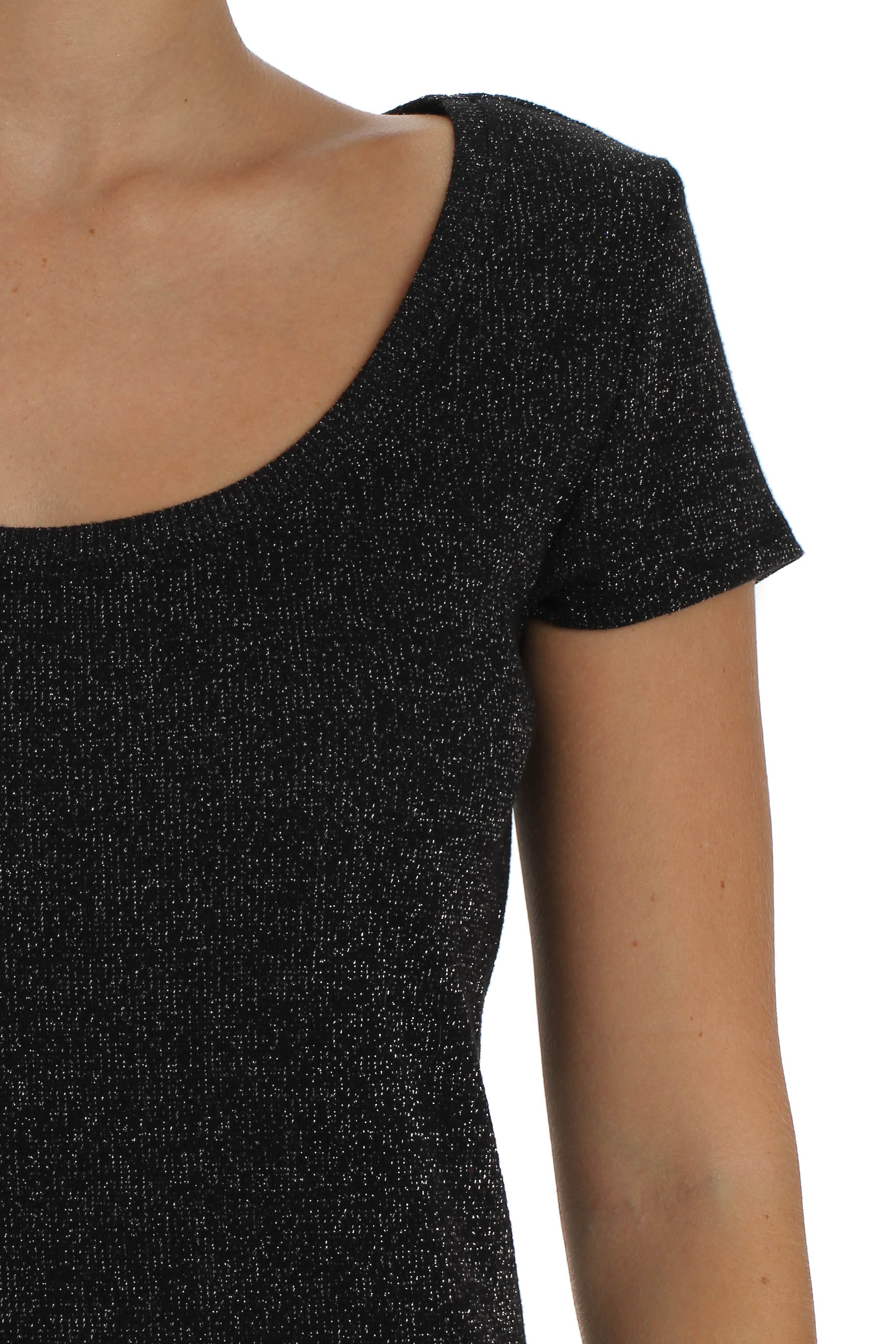 White House Black Market, Talla S