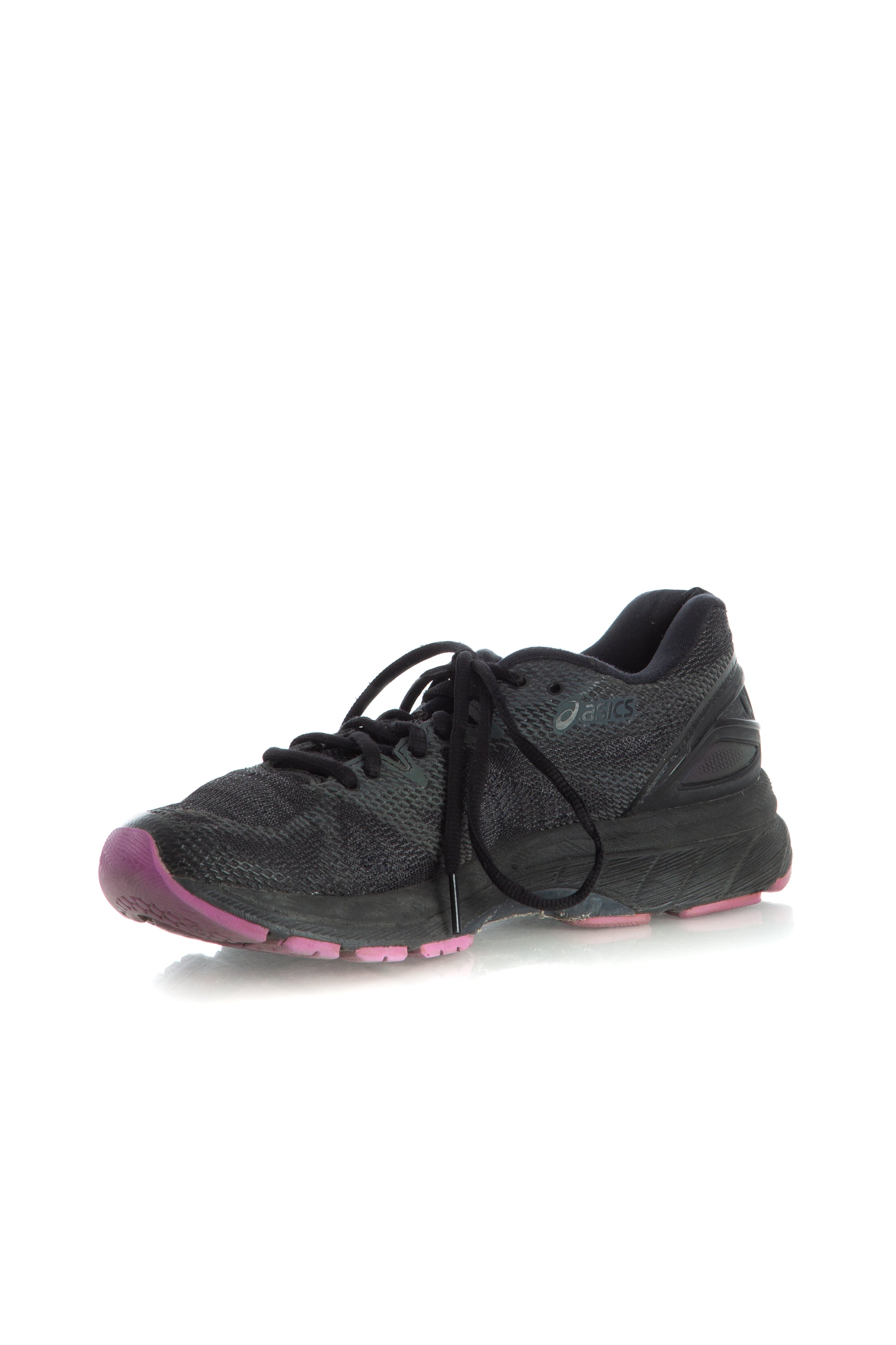 ASICS, 7 USA