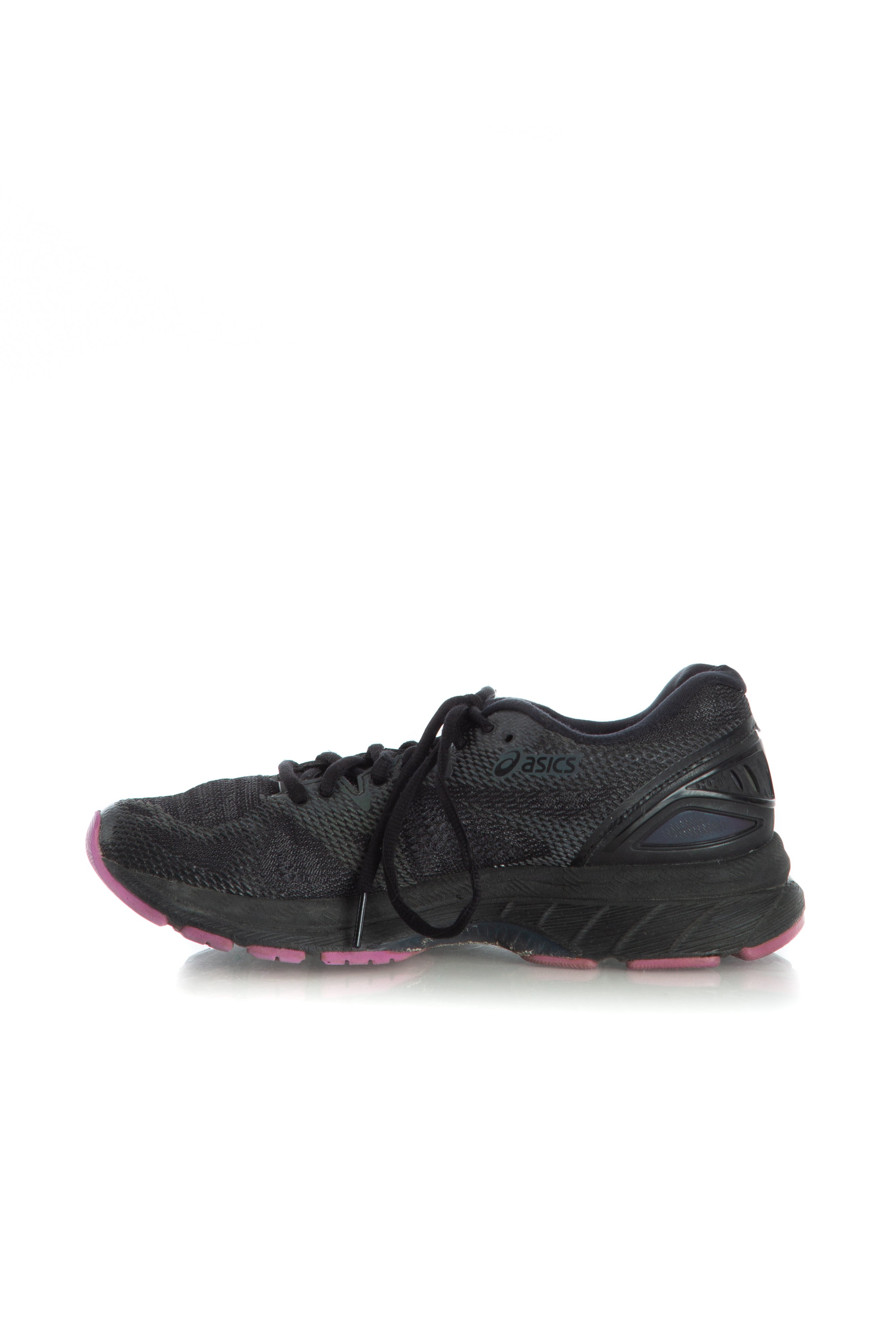 ASICS, 7 USA