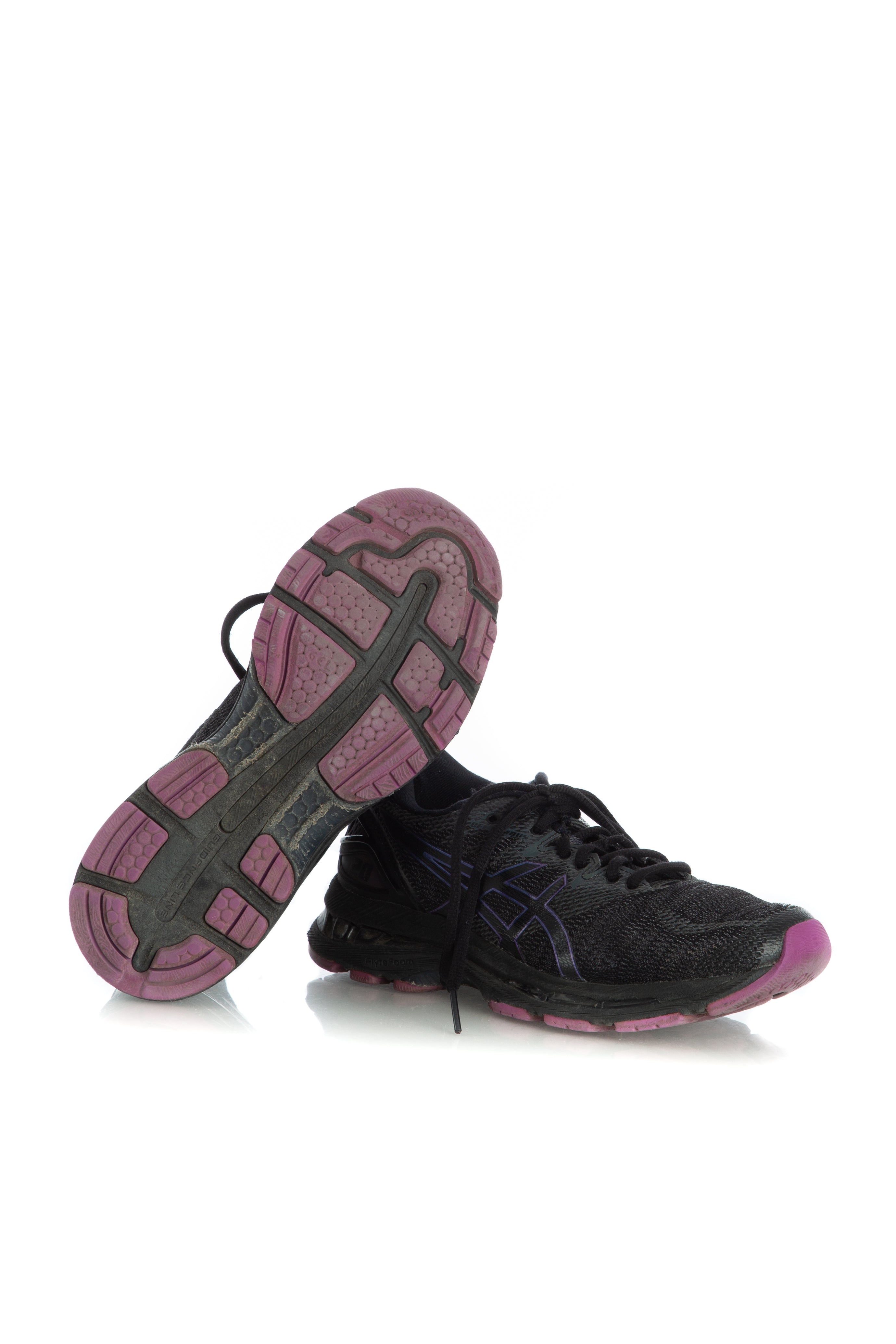 ASICS, 7 USA
