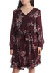 White House Black Market, Talla 4