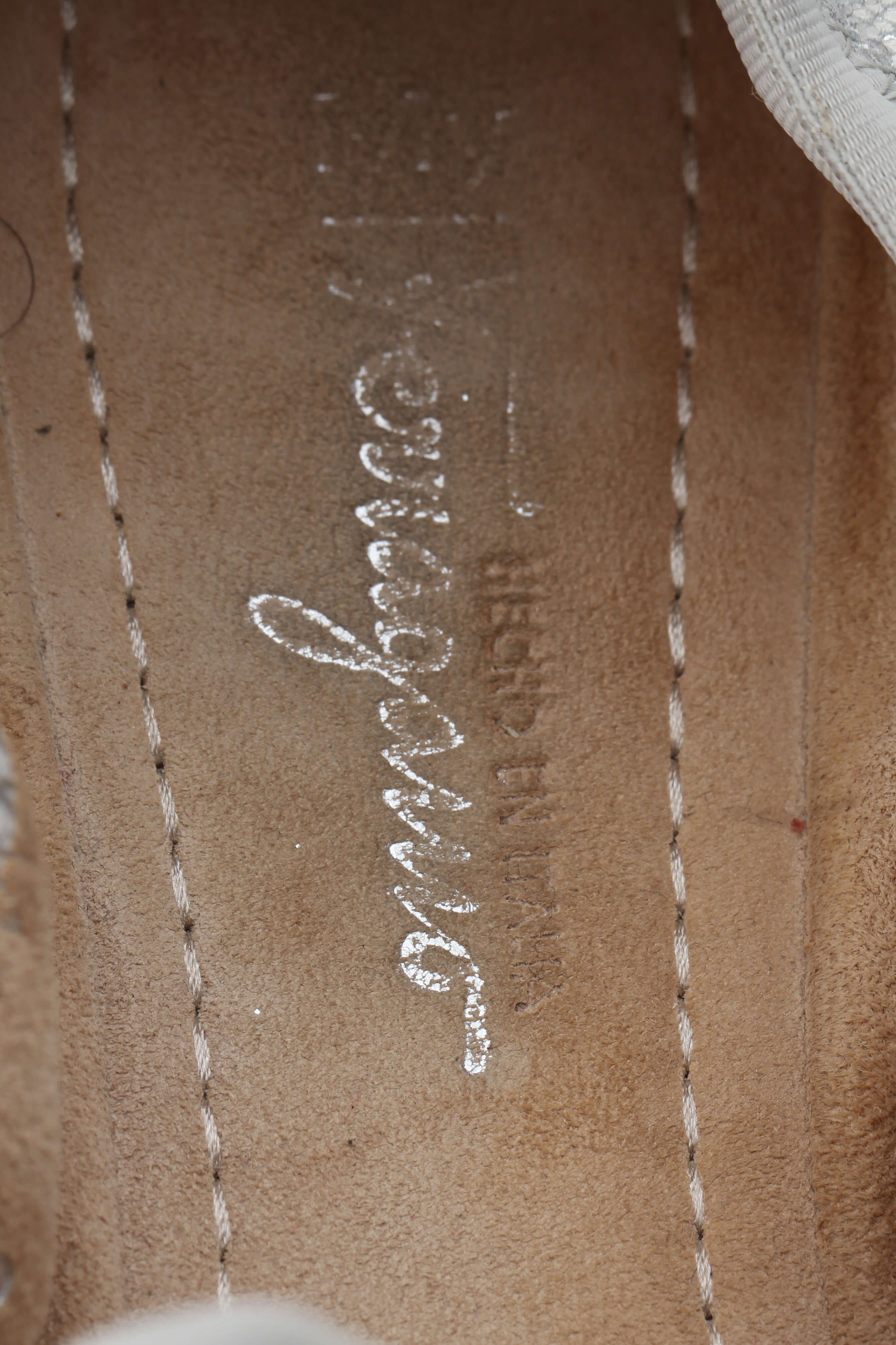 Salvatore Ferragamo, 6 USA