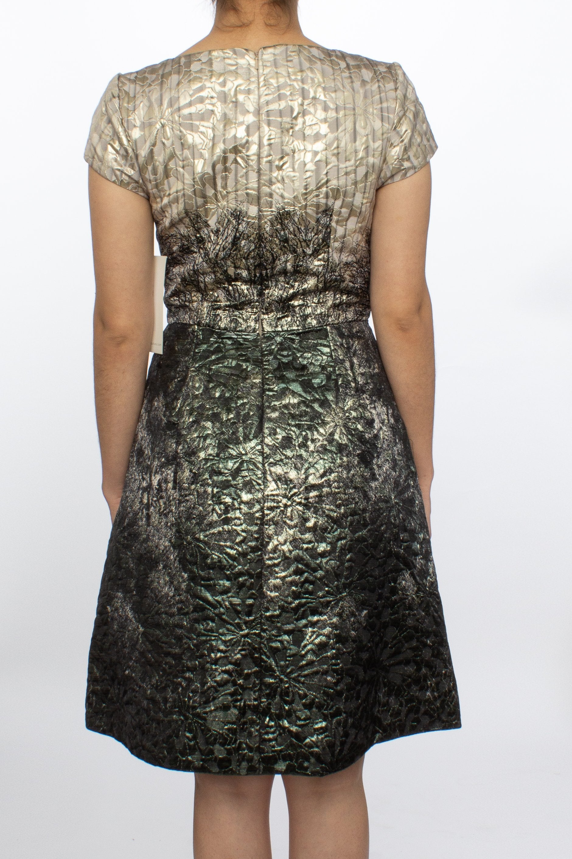 Theia, Talla 4 (NWT)