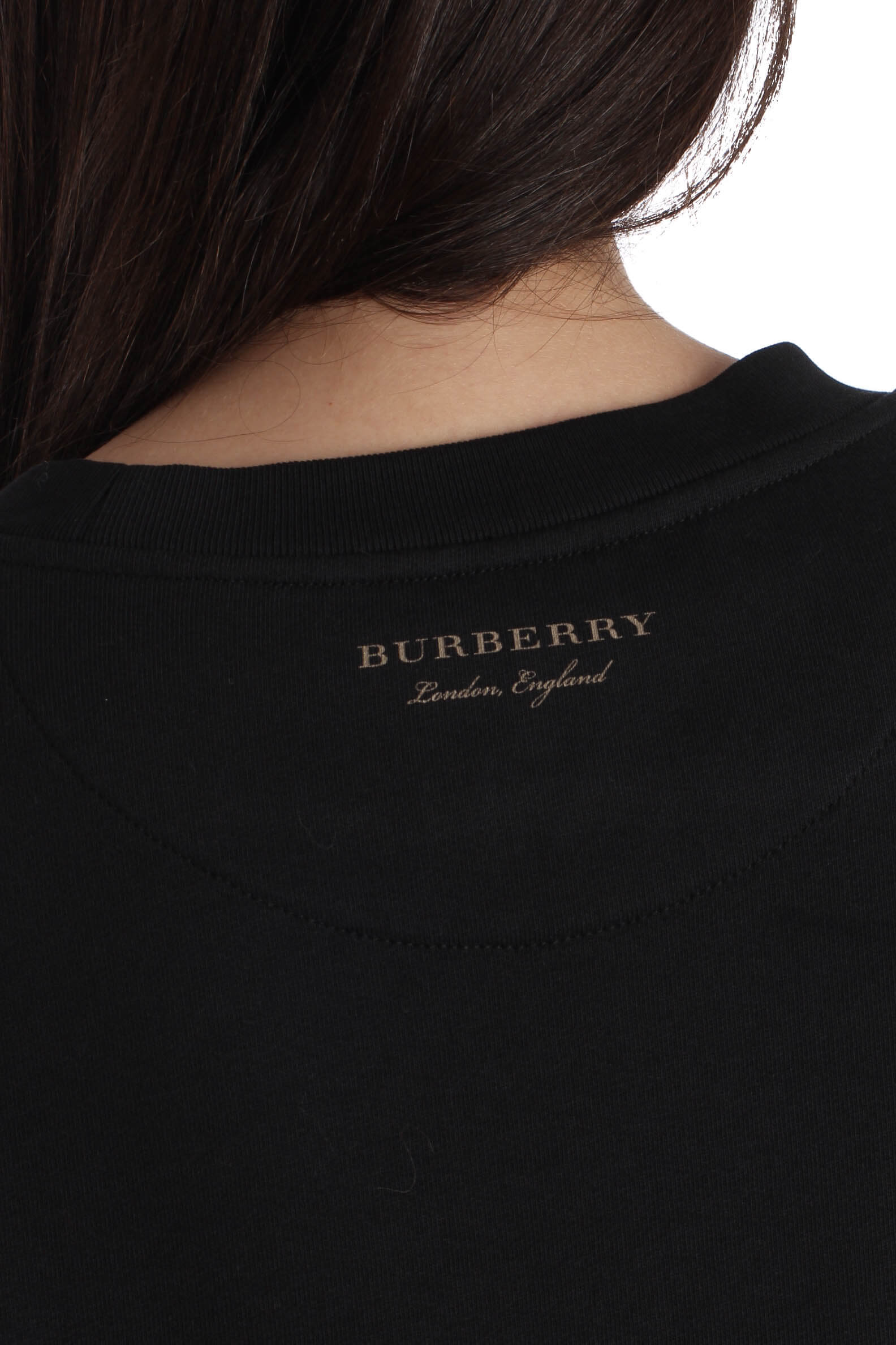 Burberry, Talla M