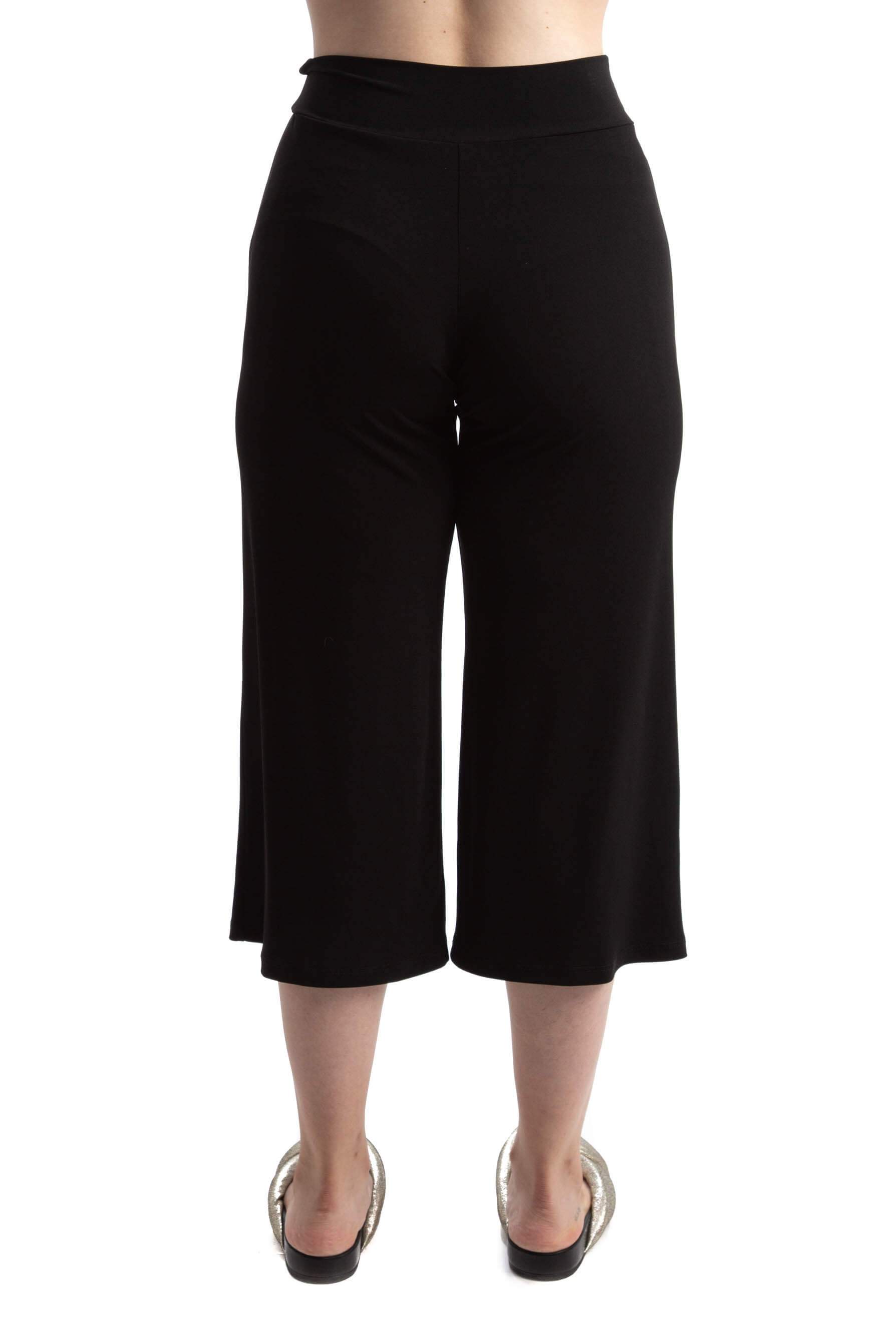 Clara Sun Woo, Talla XS