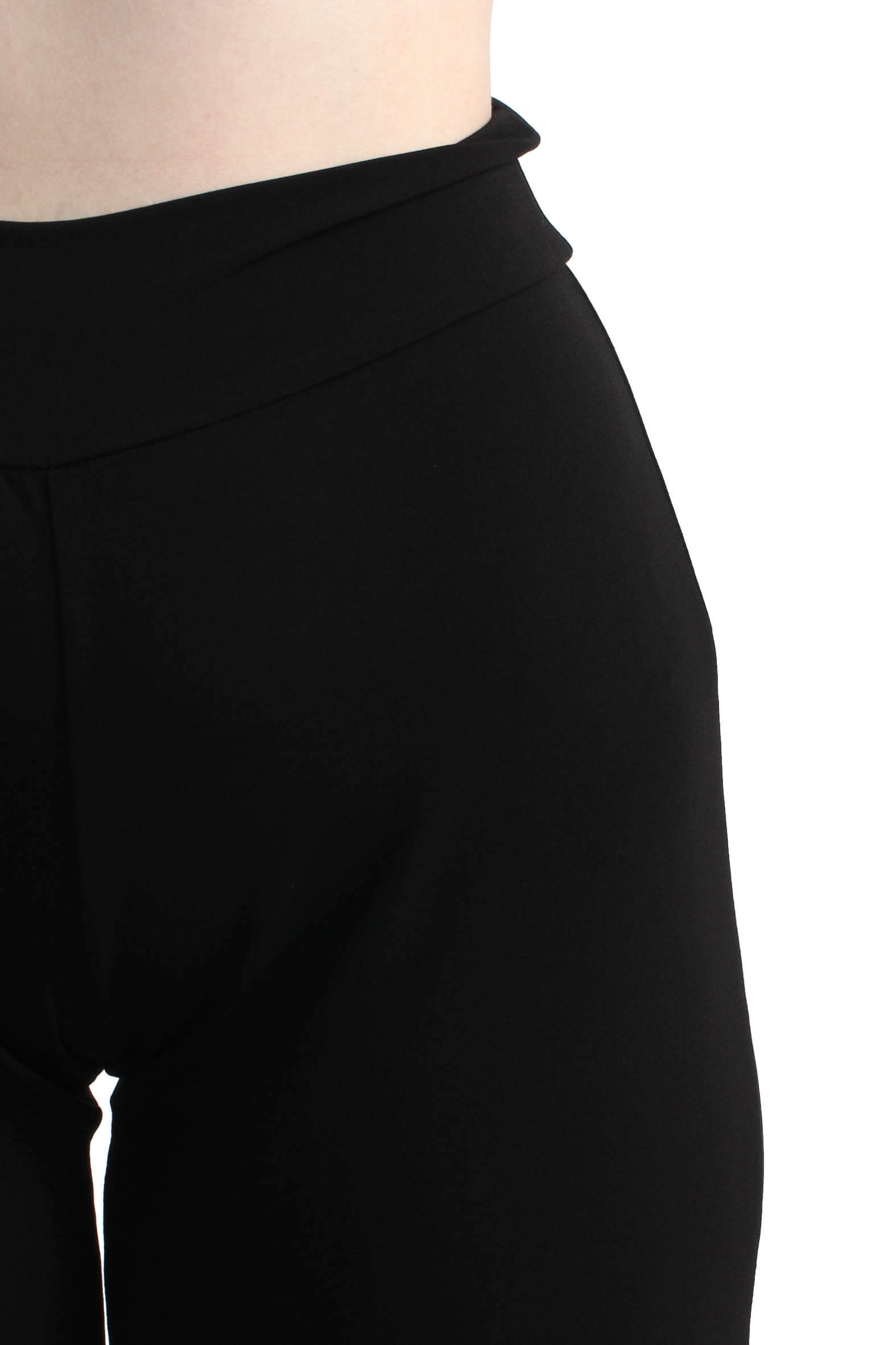 Clara Sun Woo, Talla XS