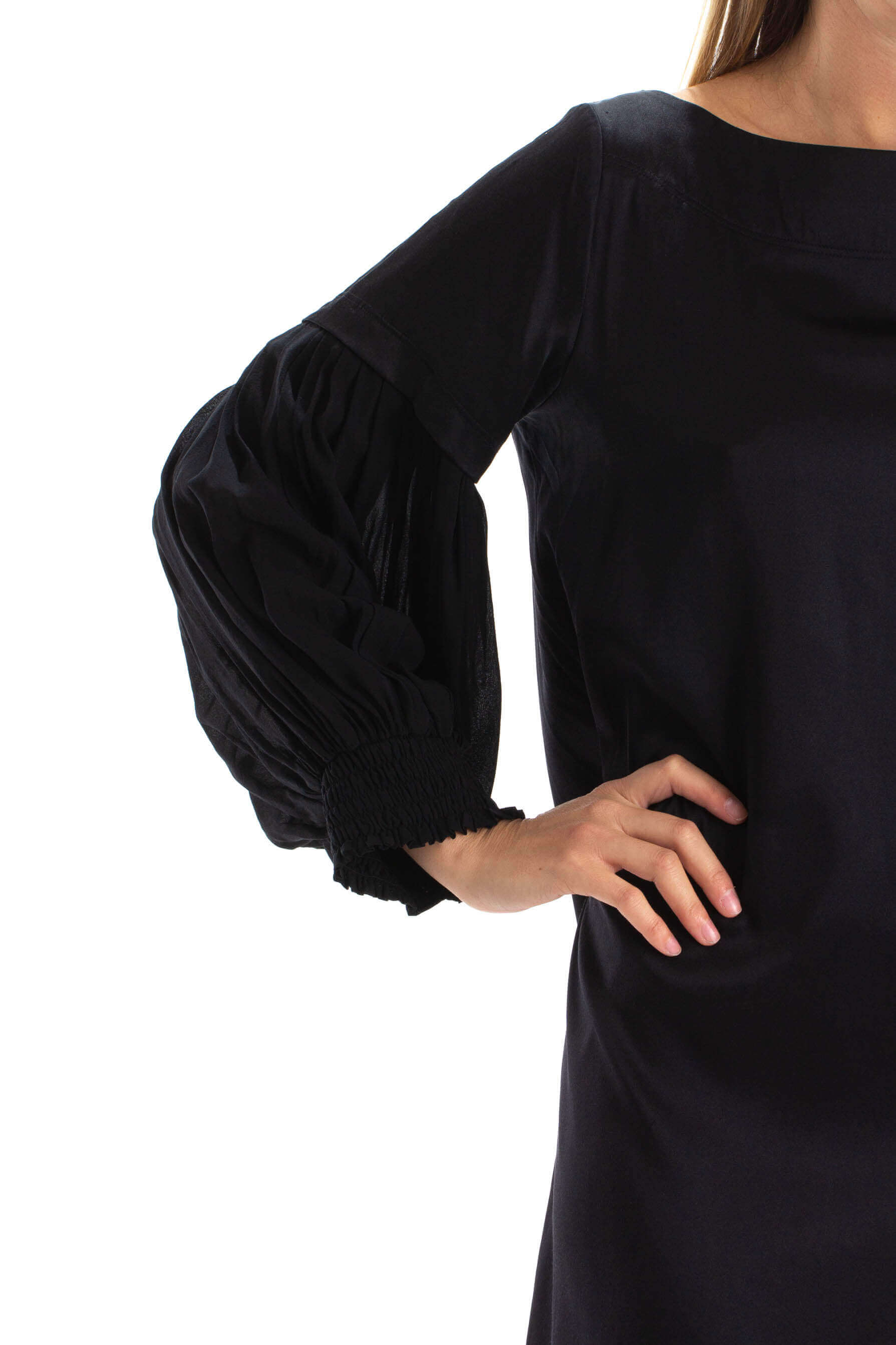 Theory, Talla M