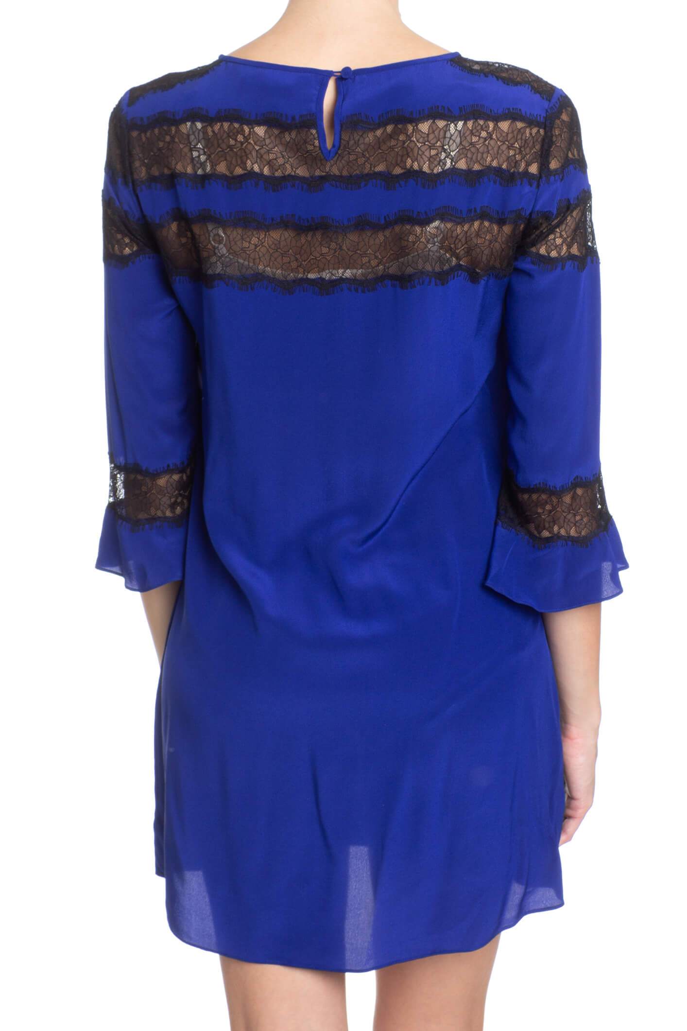 Rebecca Taylor, Talla 6