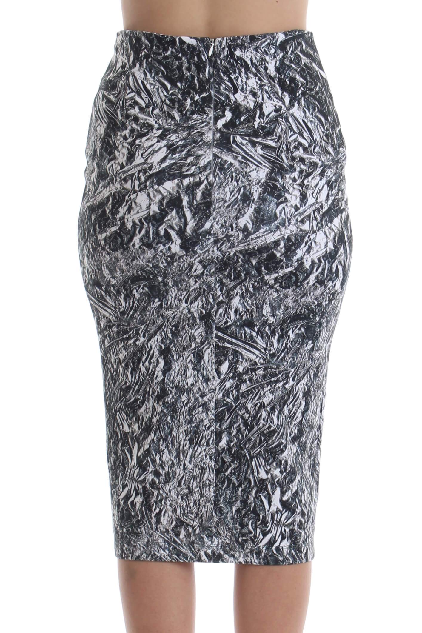 Alexander McQueen, Talla M