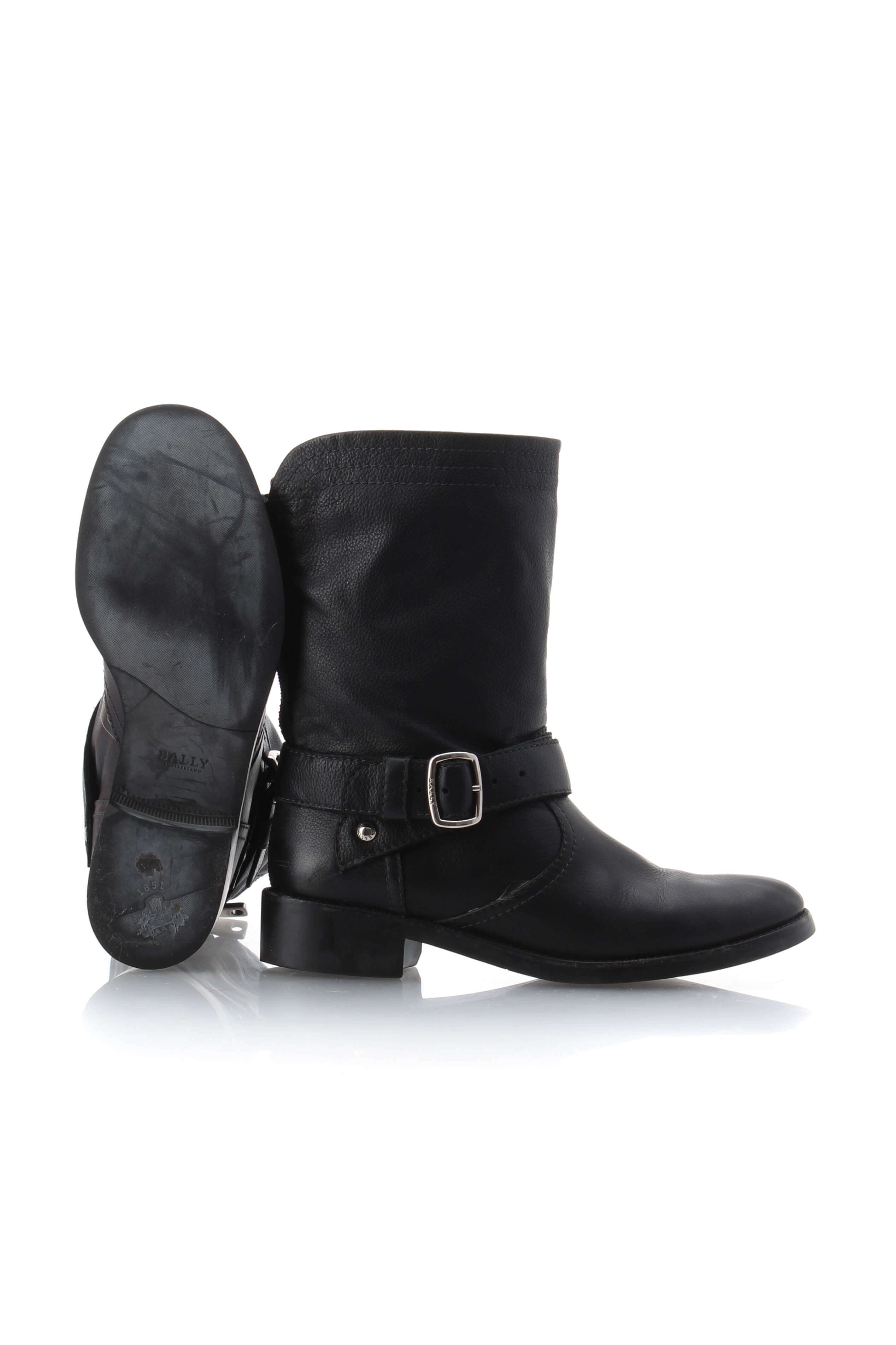 Bally, 8 USA
