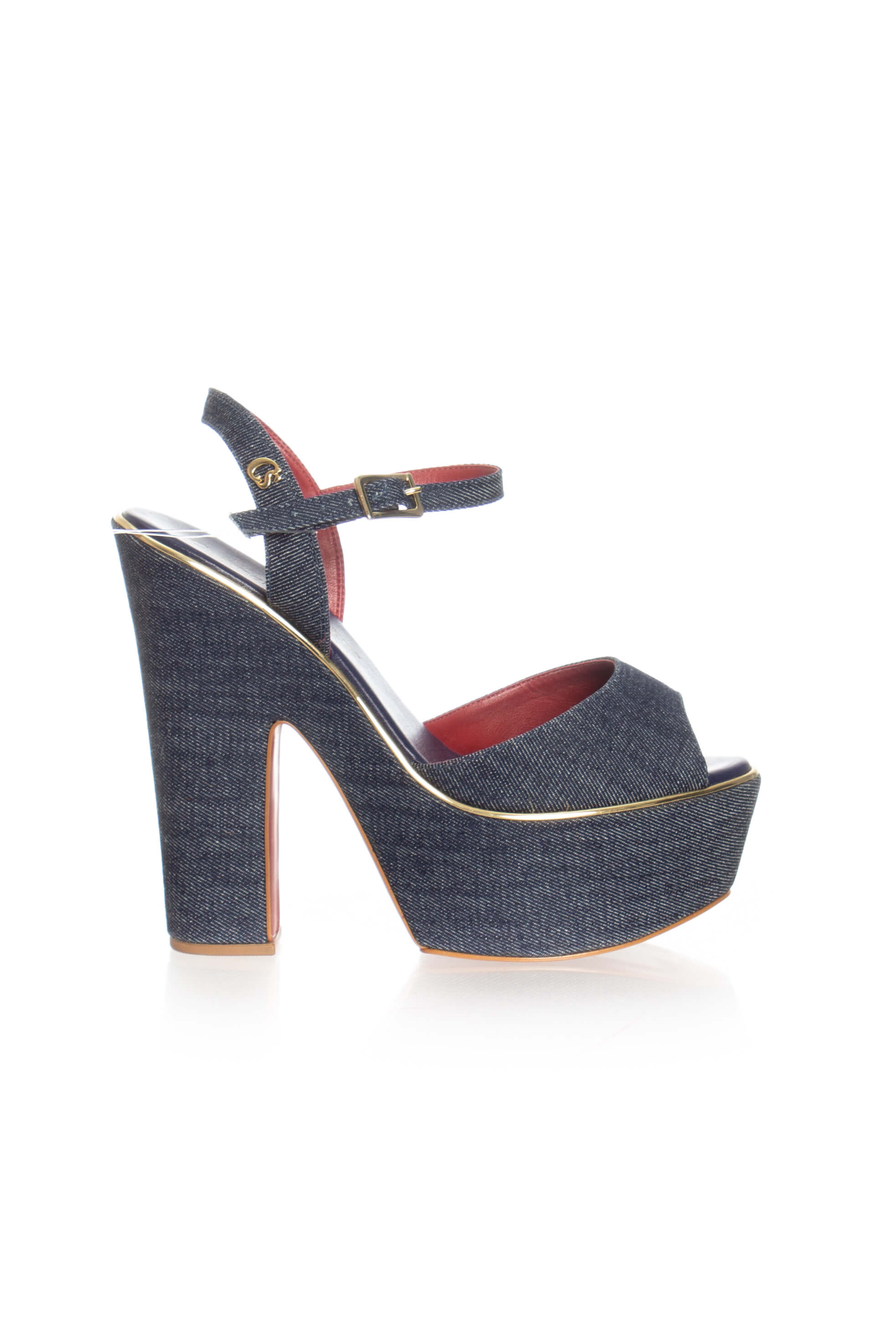 Carmen Steffens, 10 USA