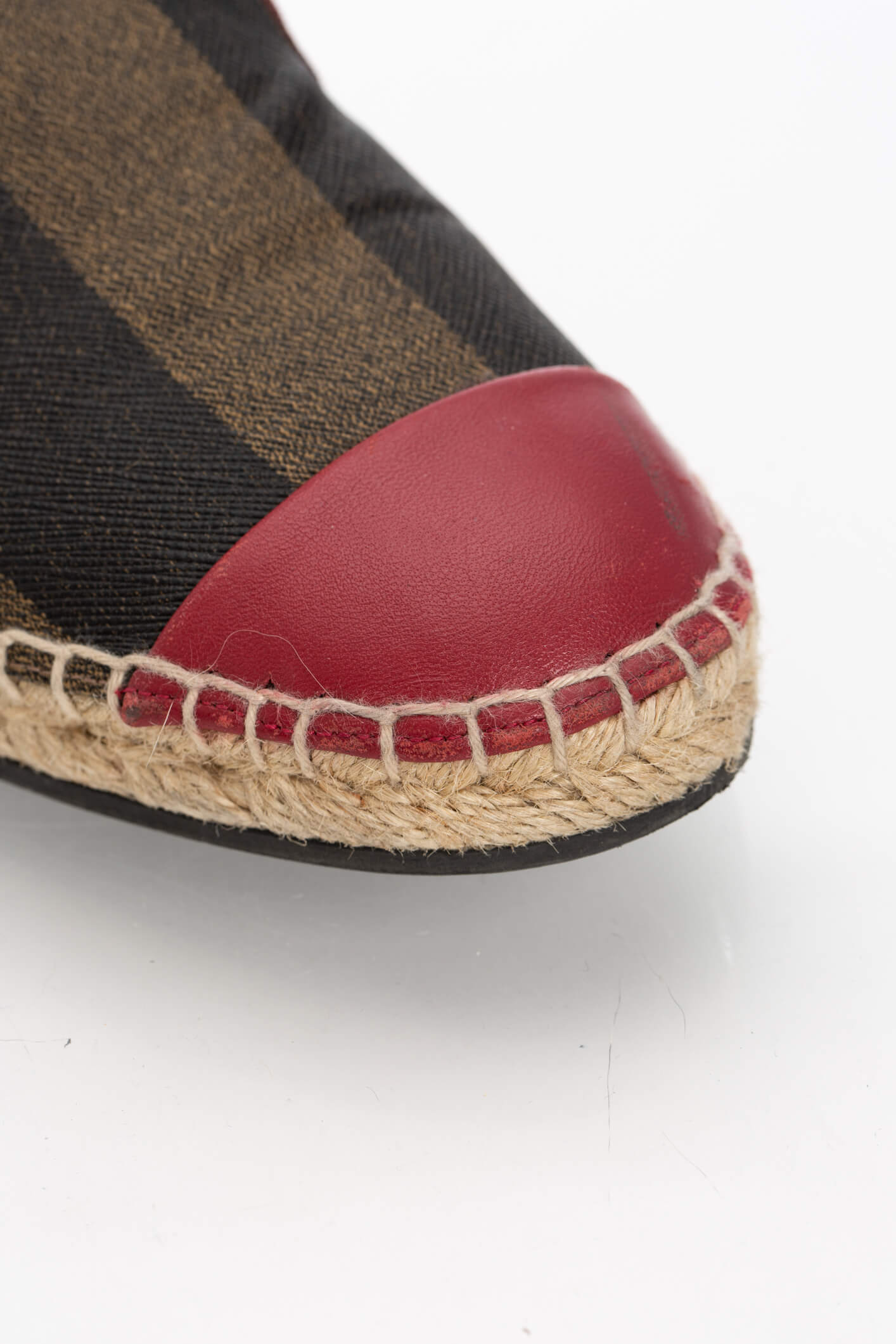 Fendi, 9 USA