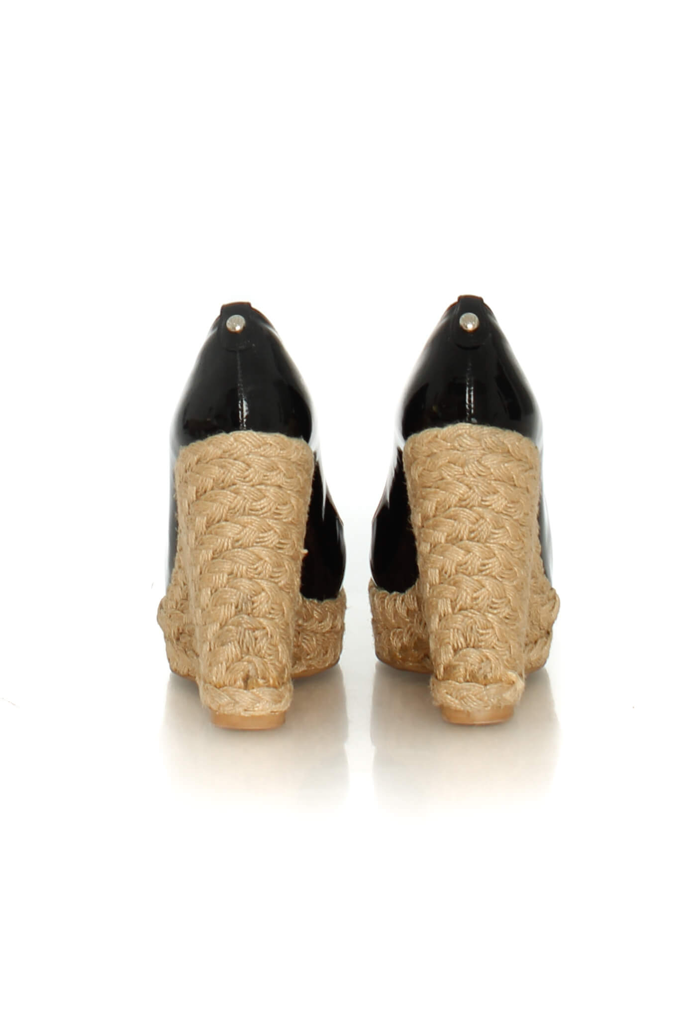 Stuart Weitzman, 7 USA