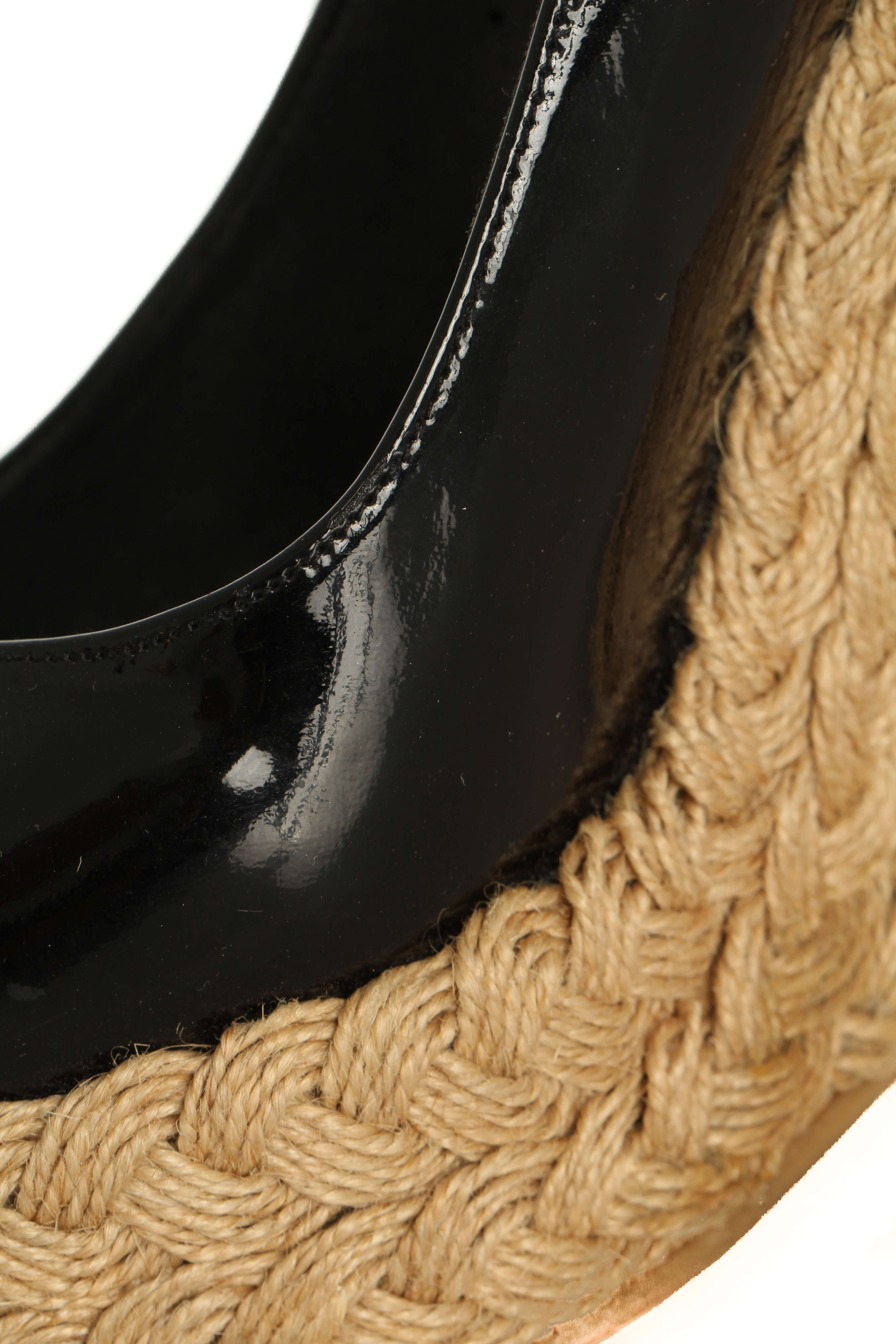 Stuart Weitzman, 7 USA